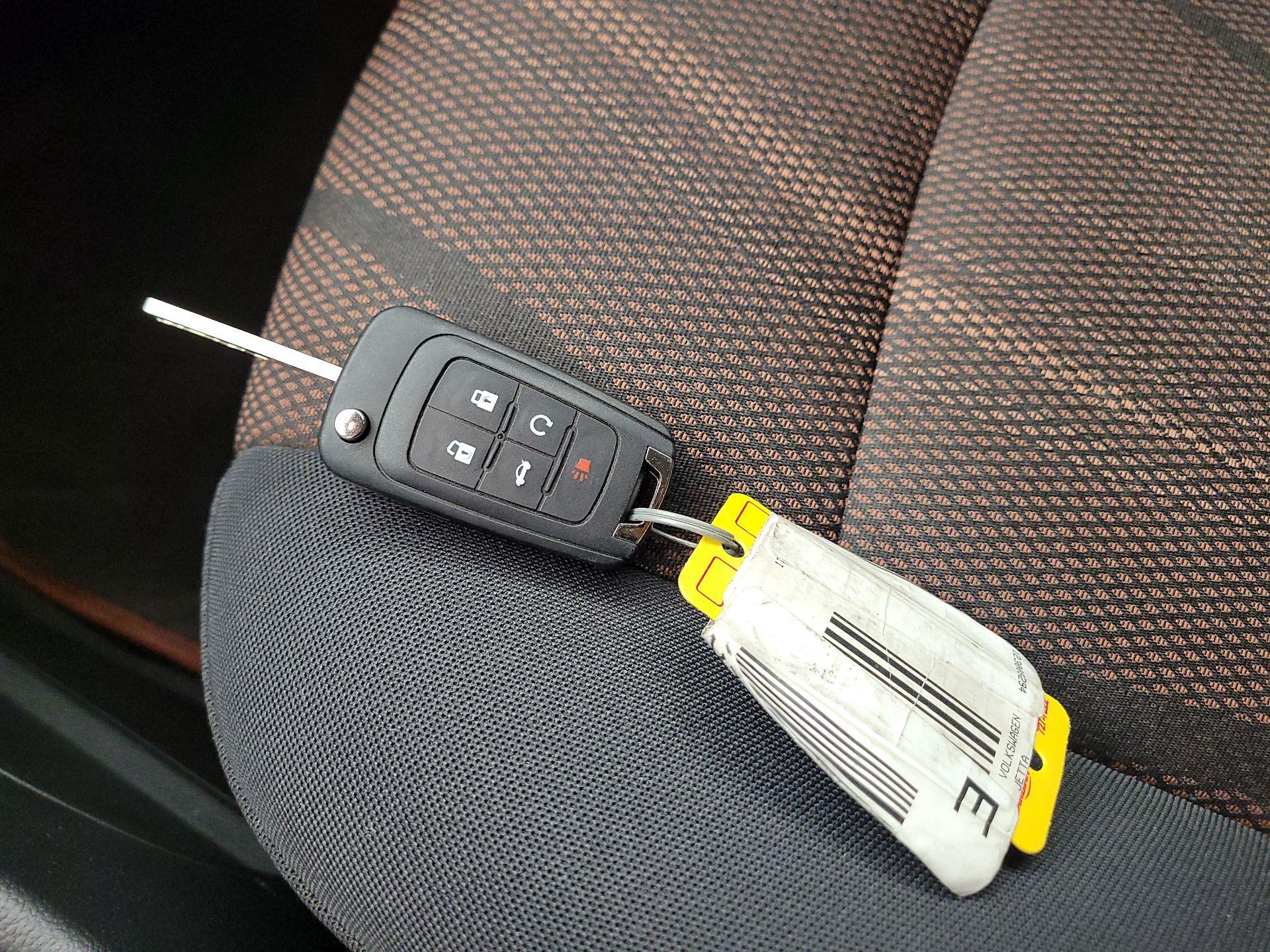 Thumbnail: 2015 Chevrolet Sonic - 20