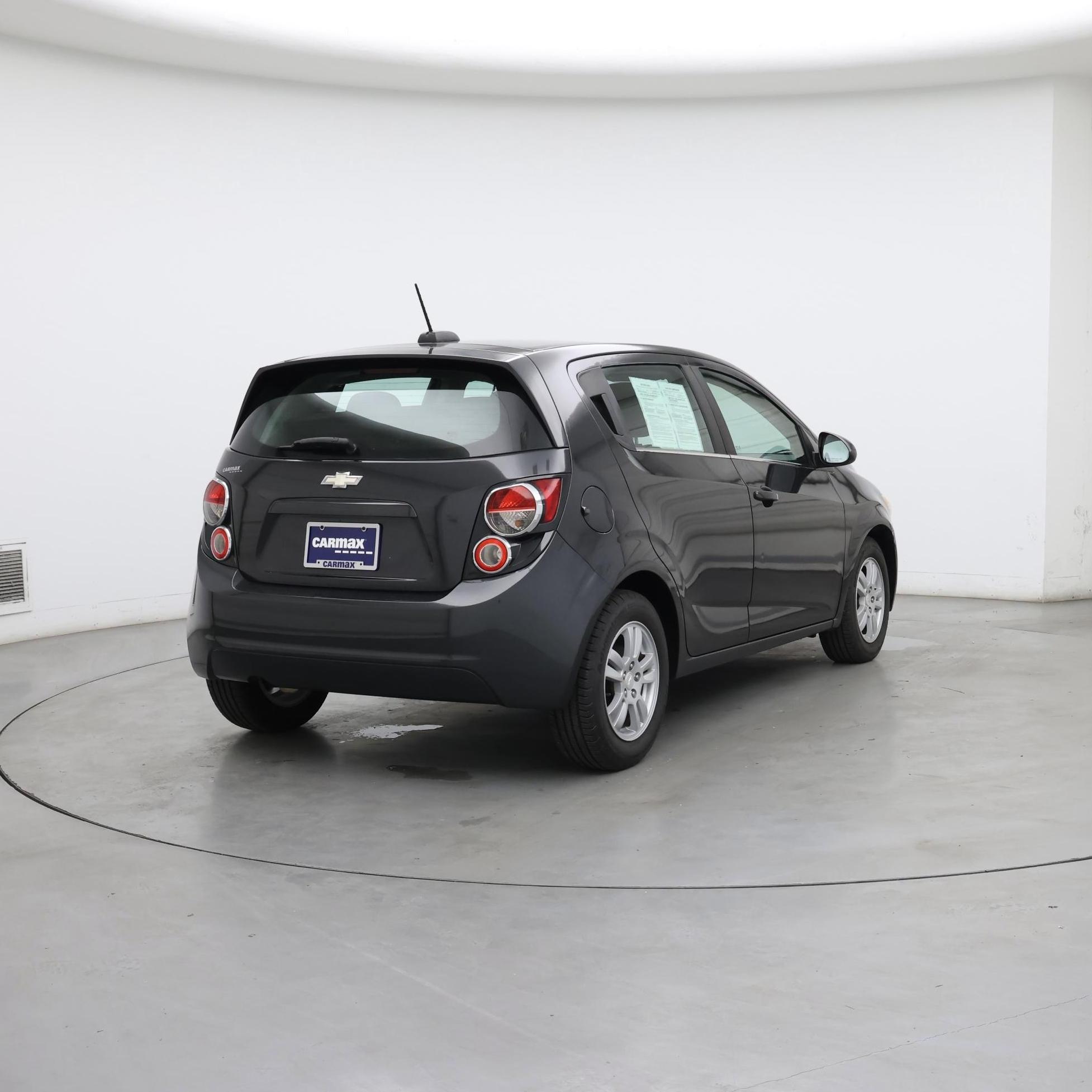 Thumbnail: 2015 Chevrolet Sonic - 8