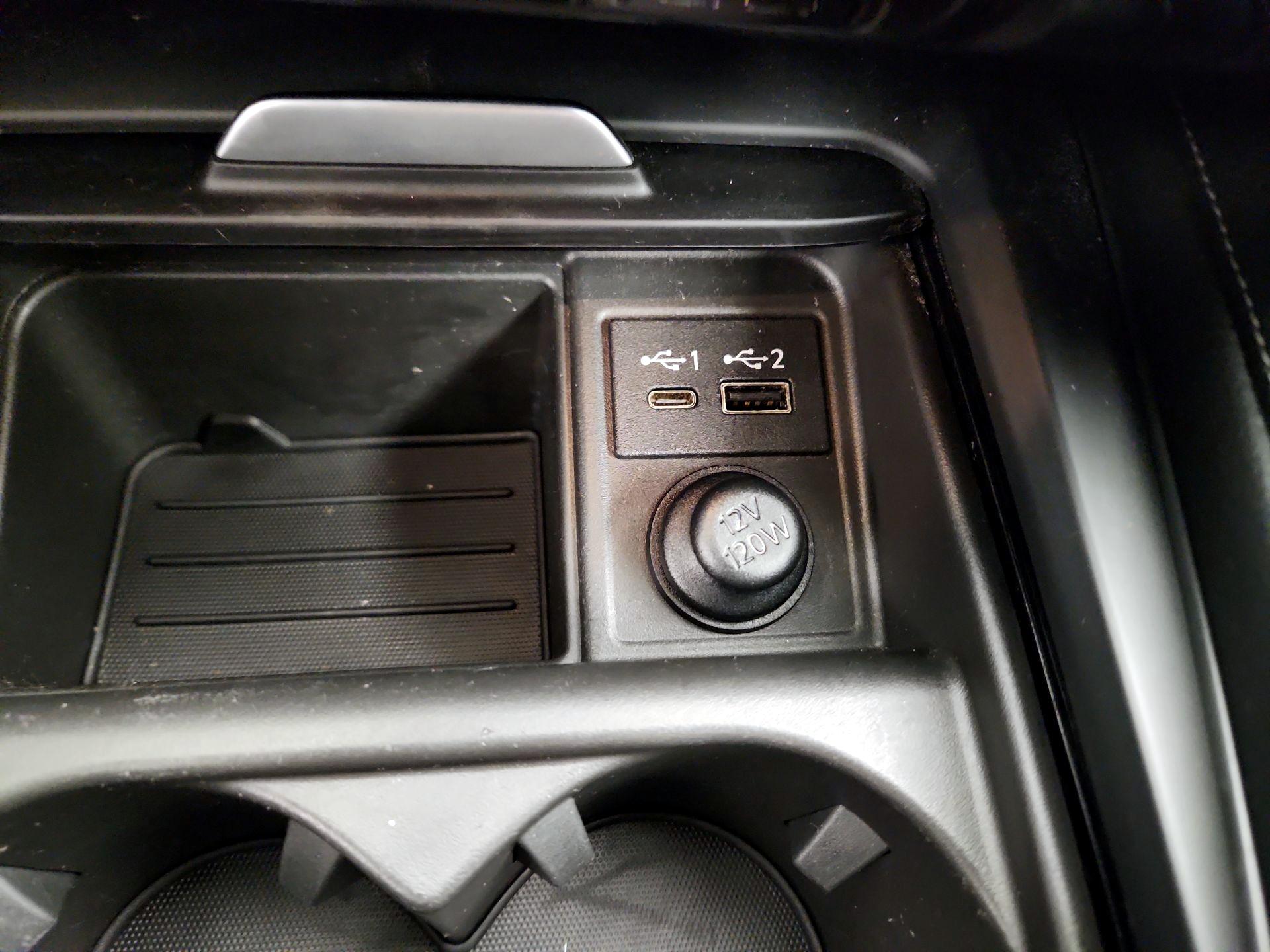 Thumbnail: 2021 INFINITI QX50 - 18