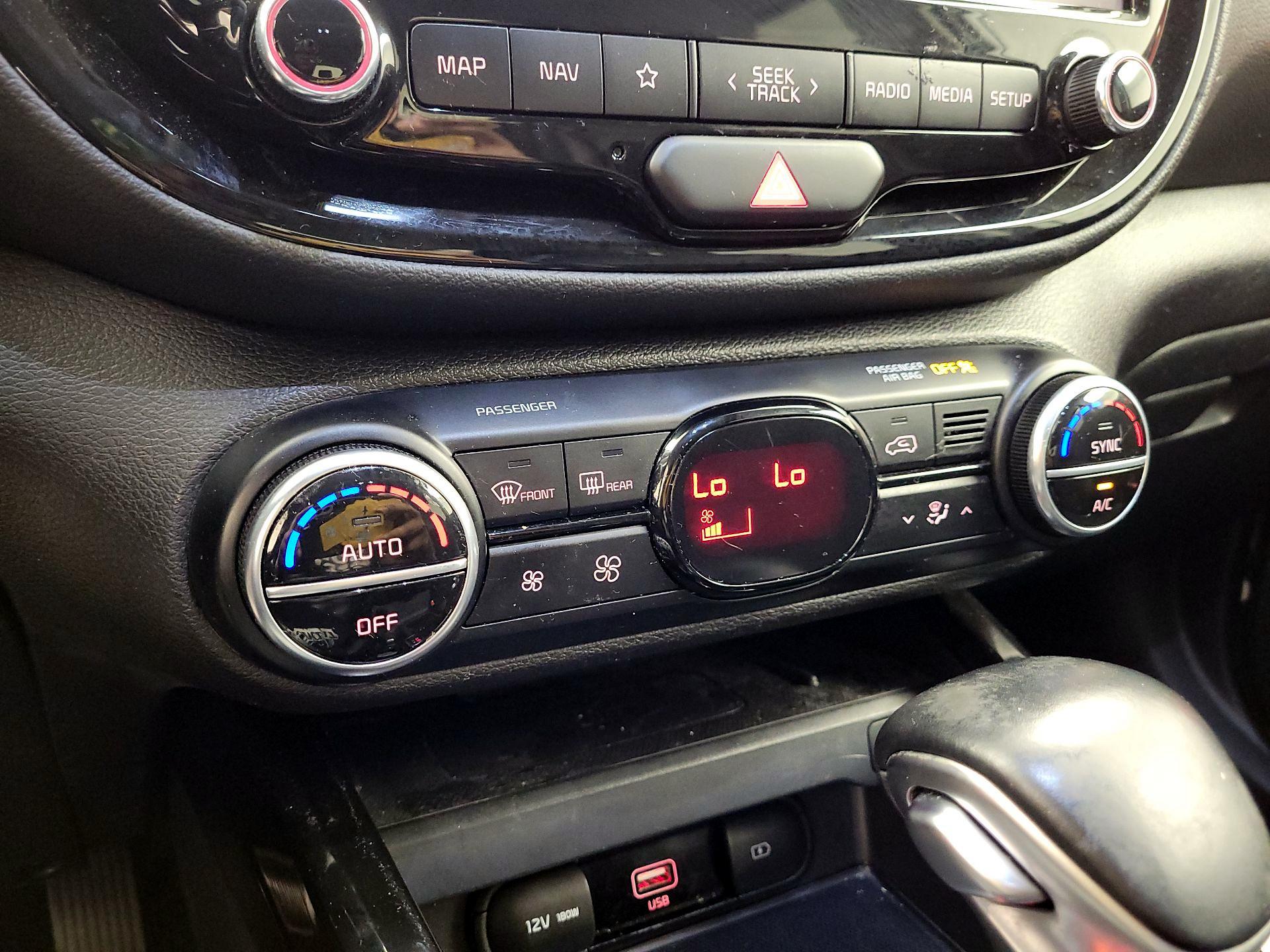 Thumbnail: 2020 Kia Soul - 17