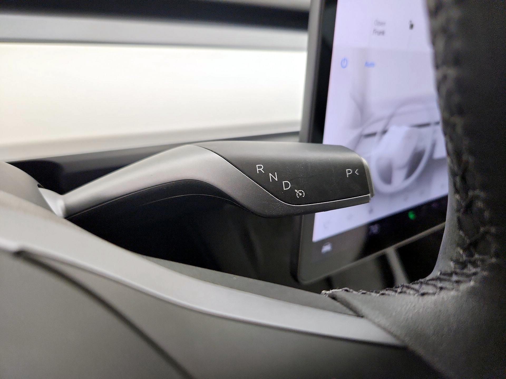 Thumbnail: 2023 Tesla Model 3 - 17