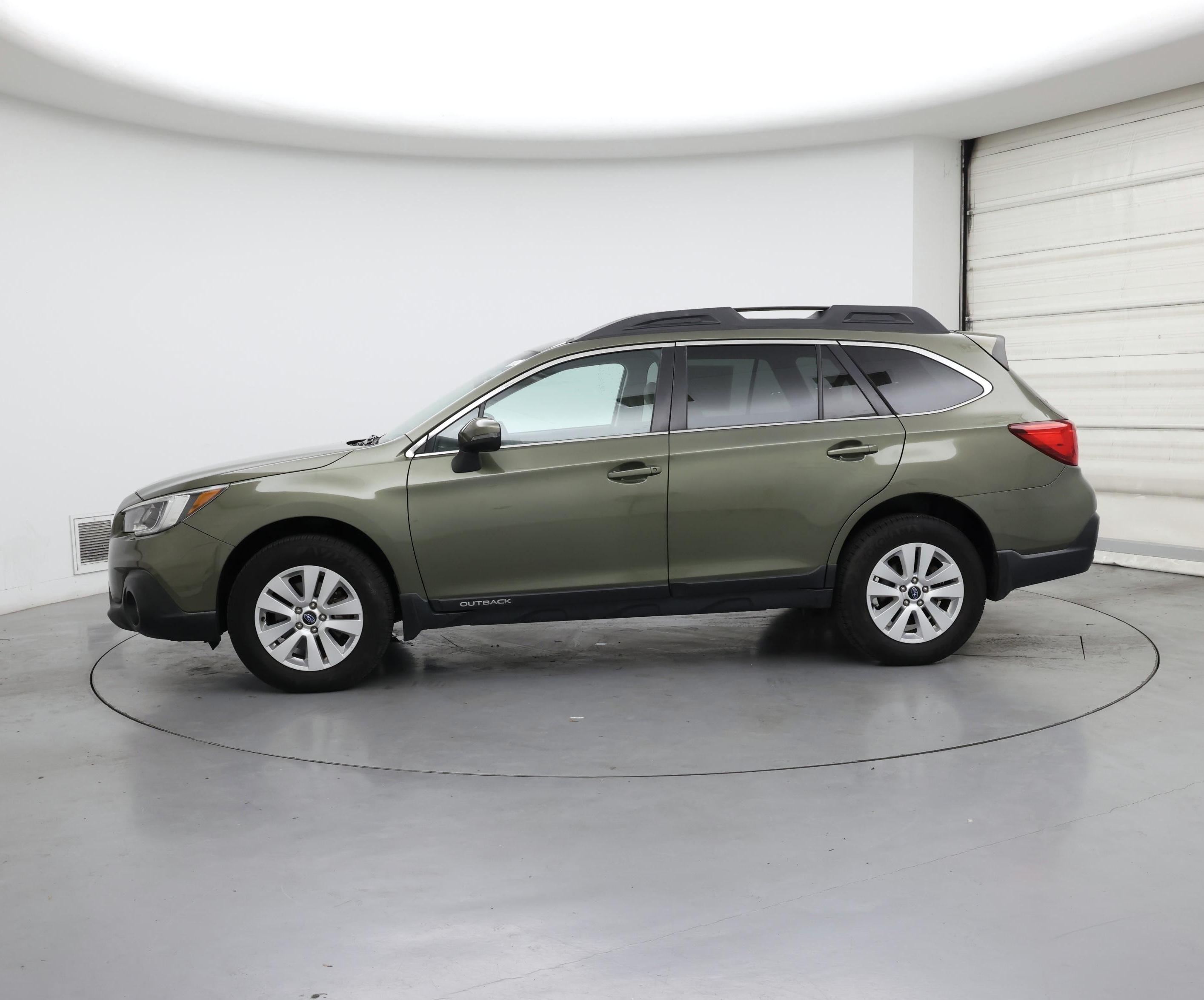 Thumbnail: 2018 Subaru Outback - 3
