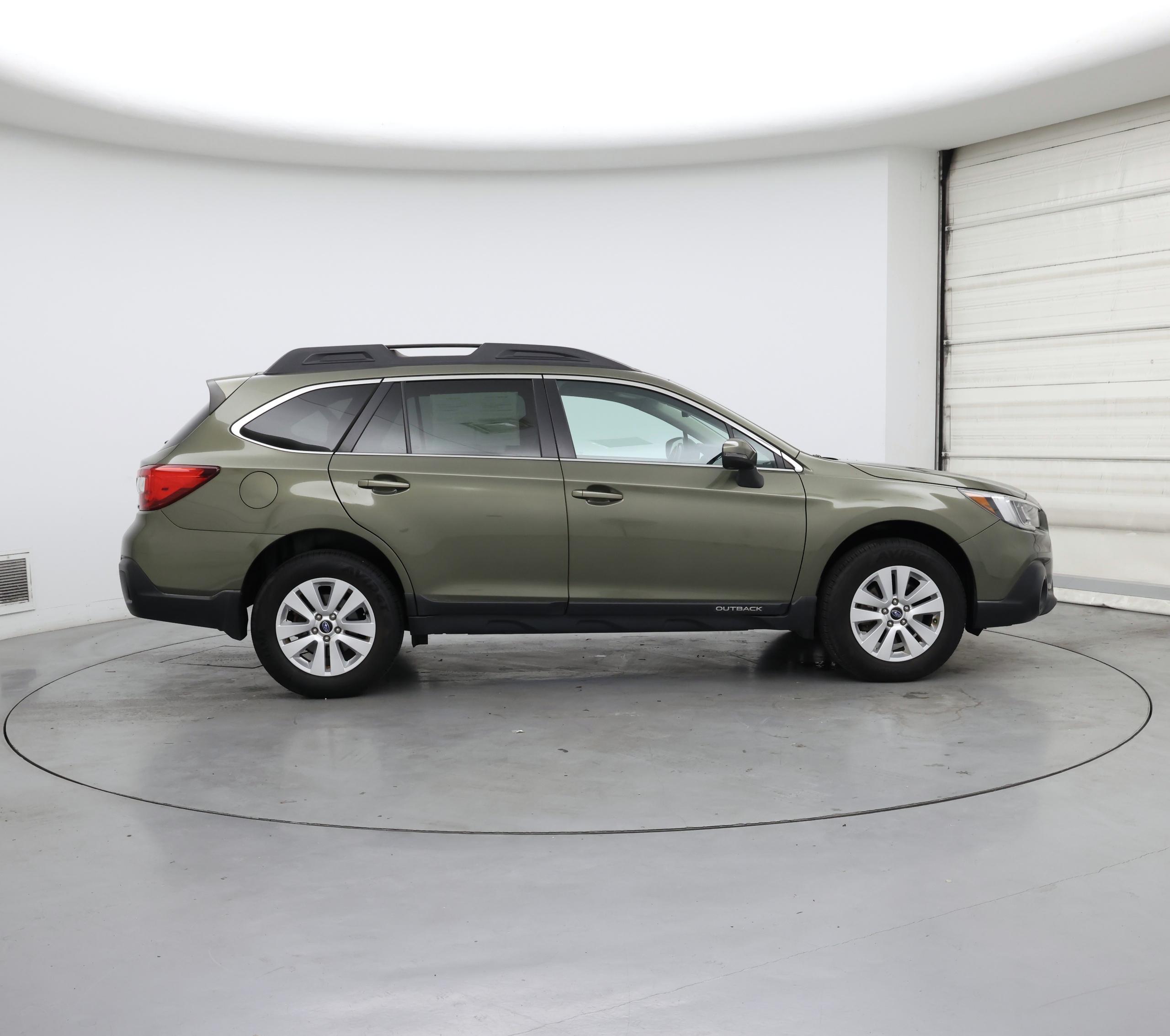 Thumbnail: 2018 Subaru Outback - 7
