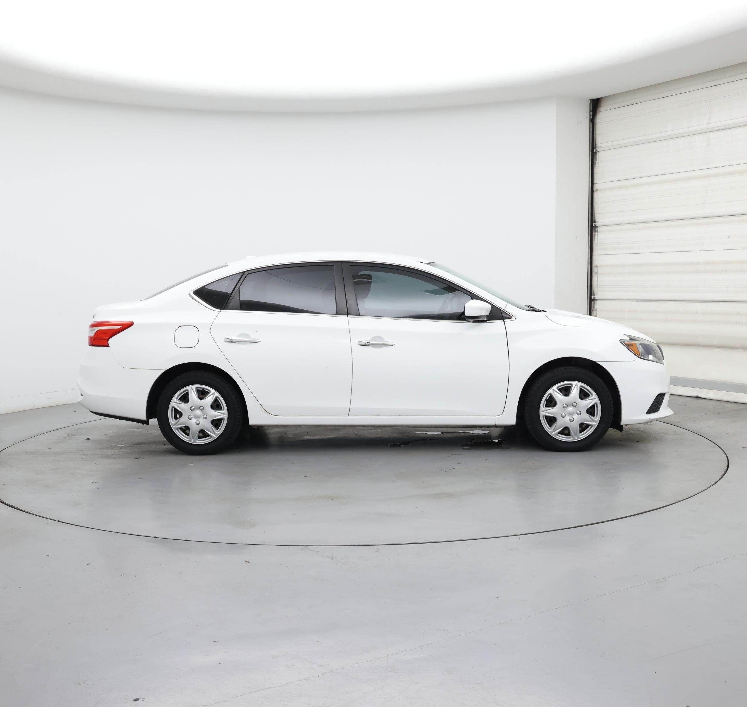 Thumbnail: 2017 Nissan Sentra - 7