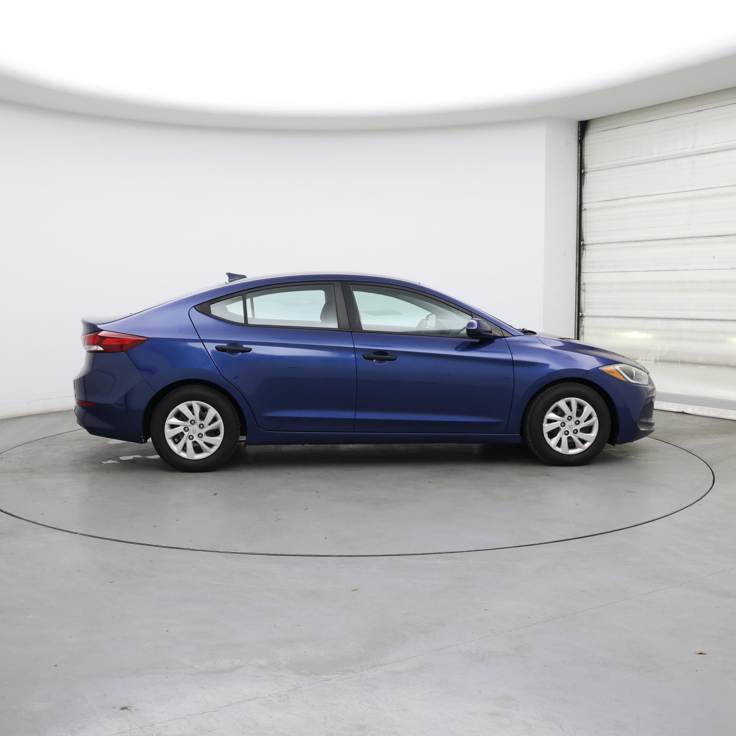 Thumbnail: 2017 Hyundai Elantra - 7