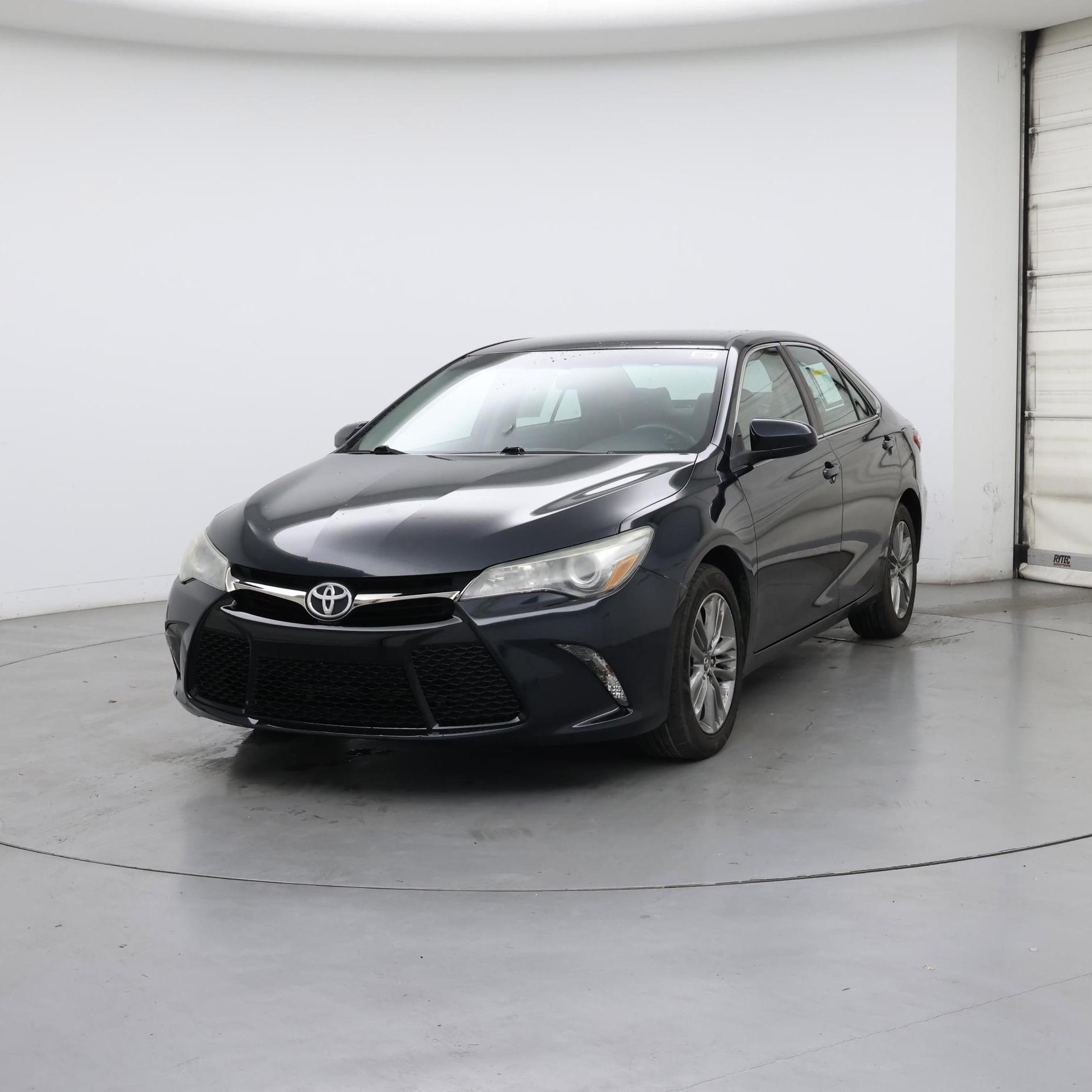Thumbnail: 2015 Toyota Camry - 4