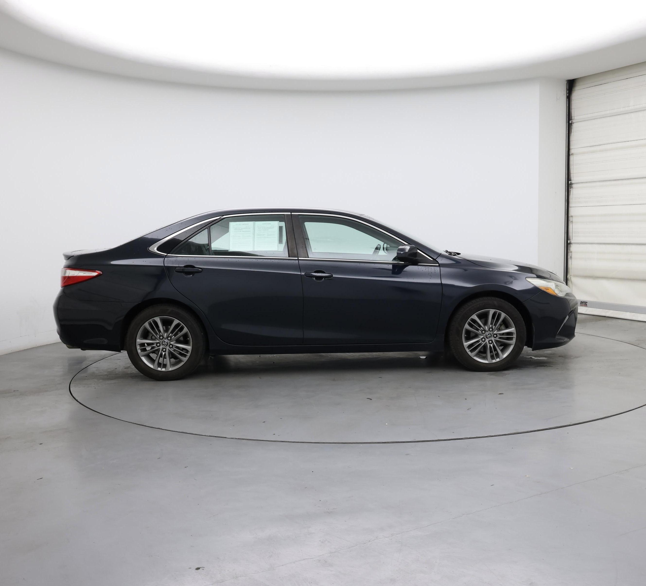 Thumbnail: 2015 Toyota Camry - 7