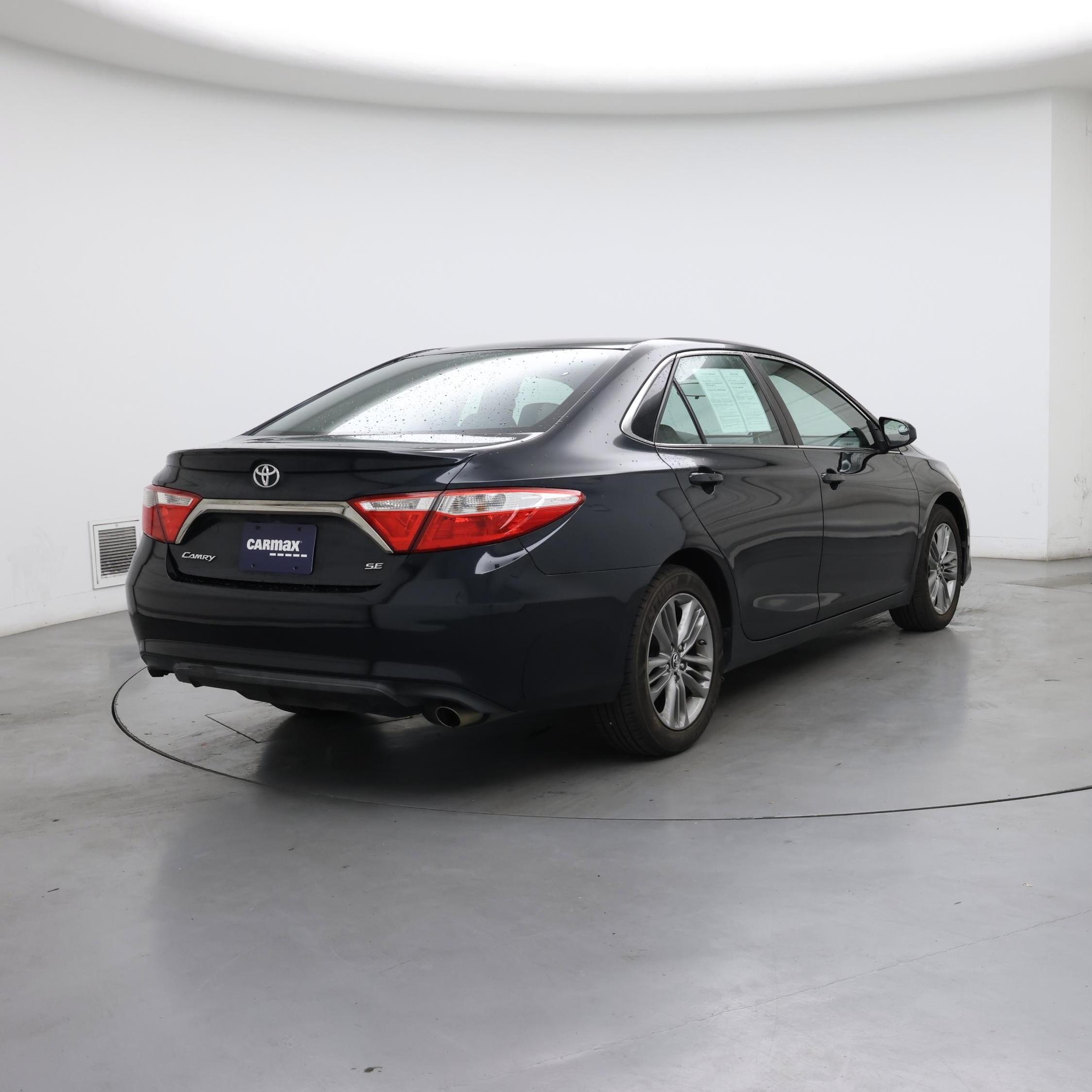 Thumbnail: 2015 Toyota Camry - 8