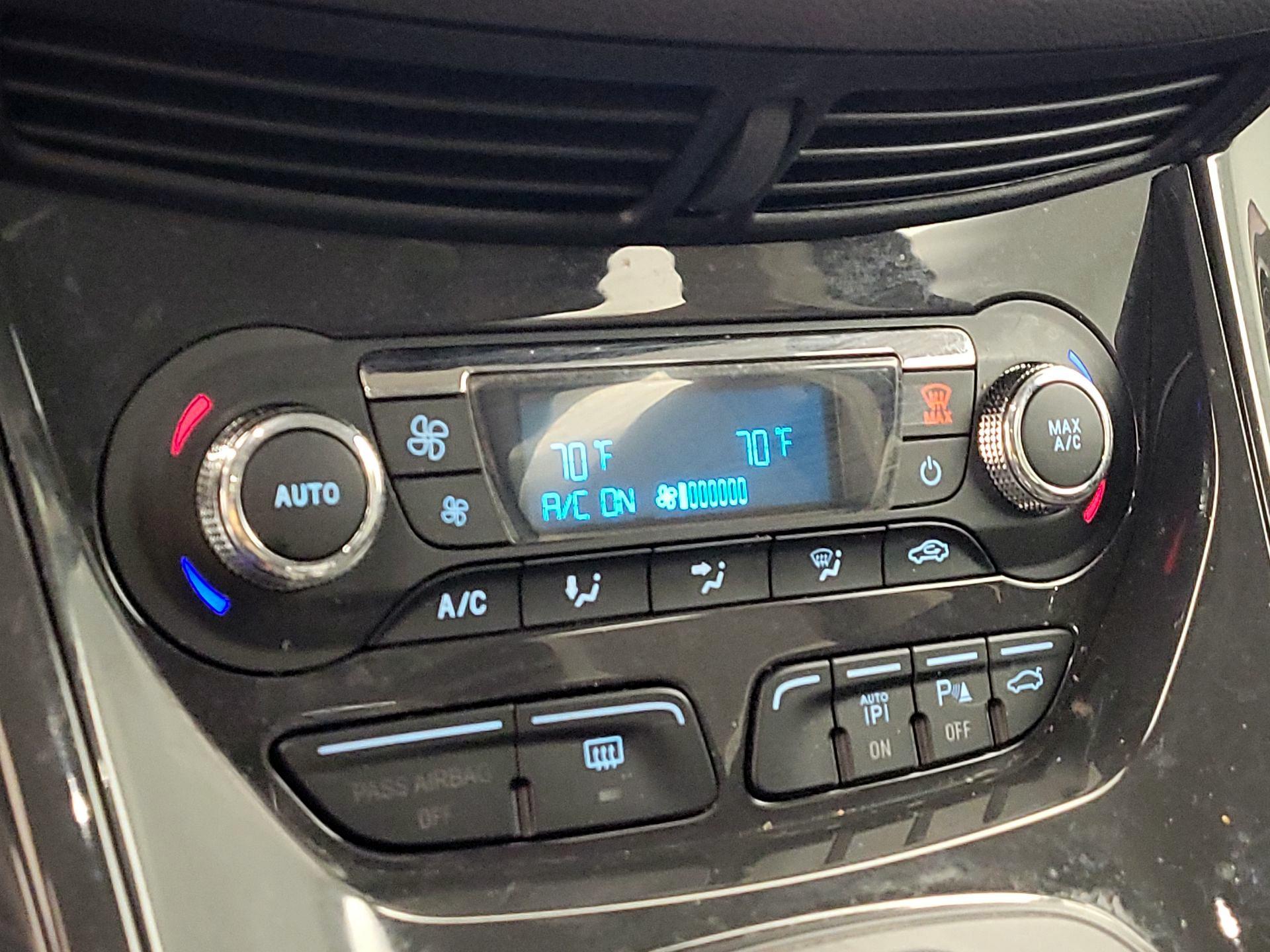 Thumbnail: 2014 Ford Escape - 16