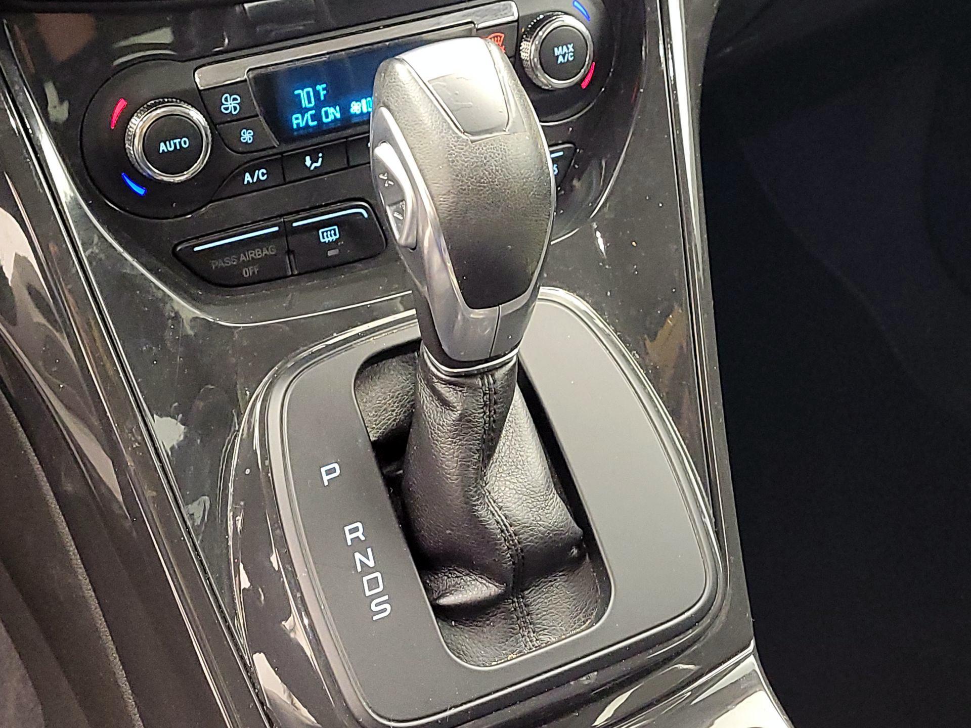 Thumbnail: 2014 Ford Escape - 17
