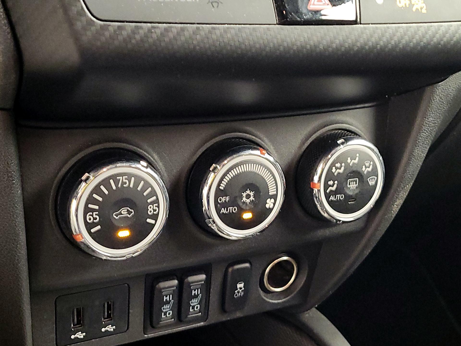Thumbnail: 2019 Mitsubishi Outlander Sport - 15