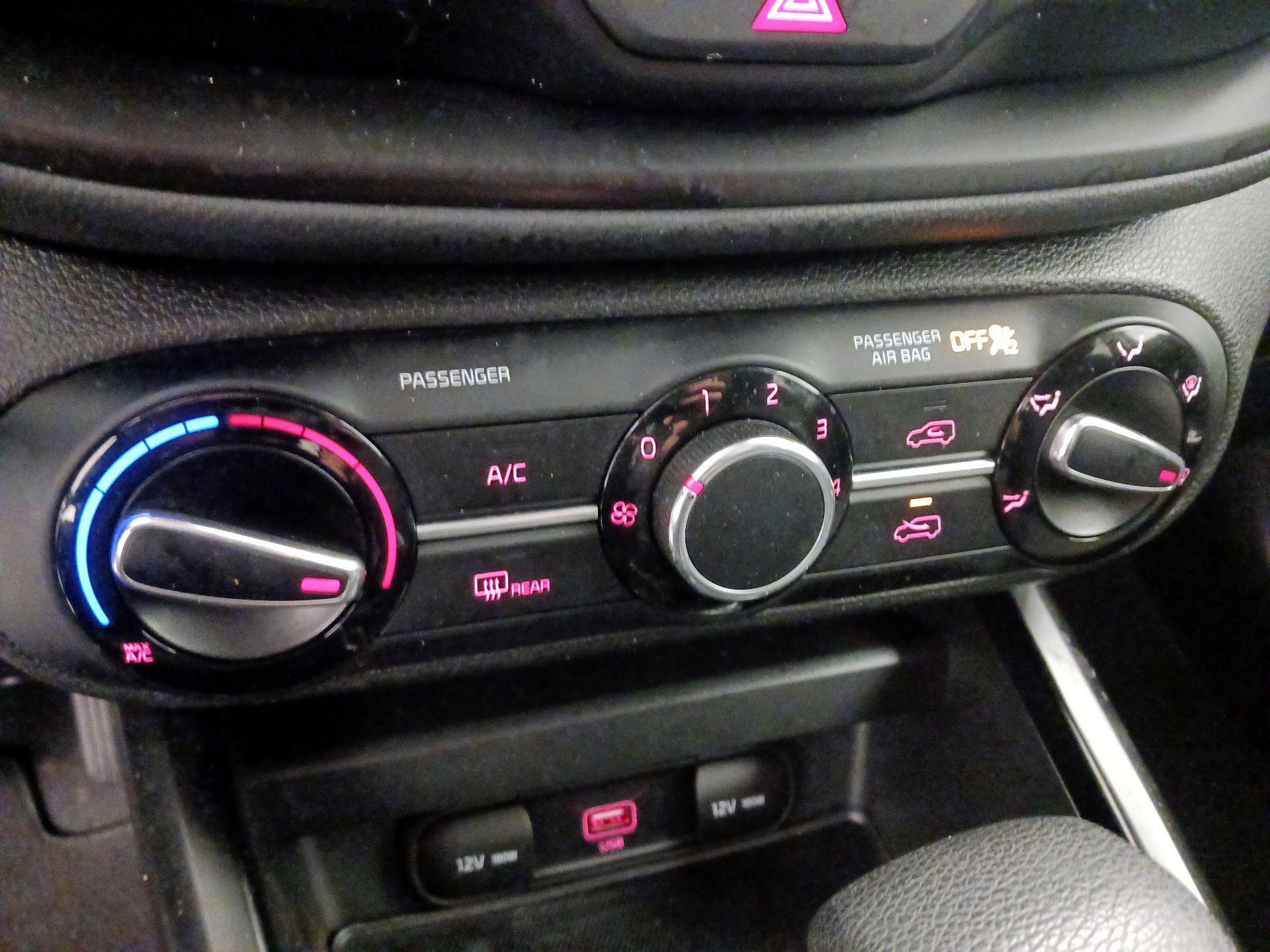Thumbnail: 2021 Kia Soul - 16