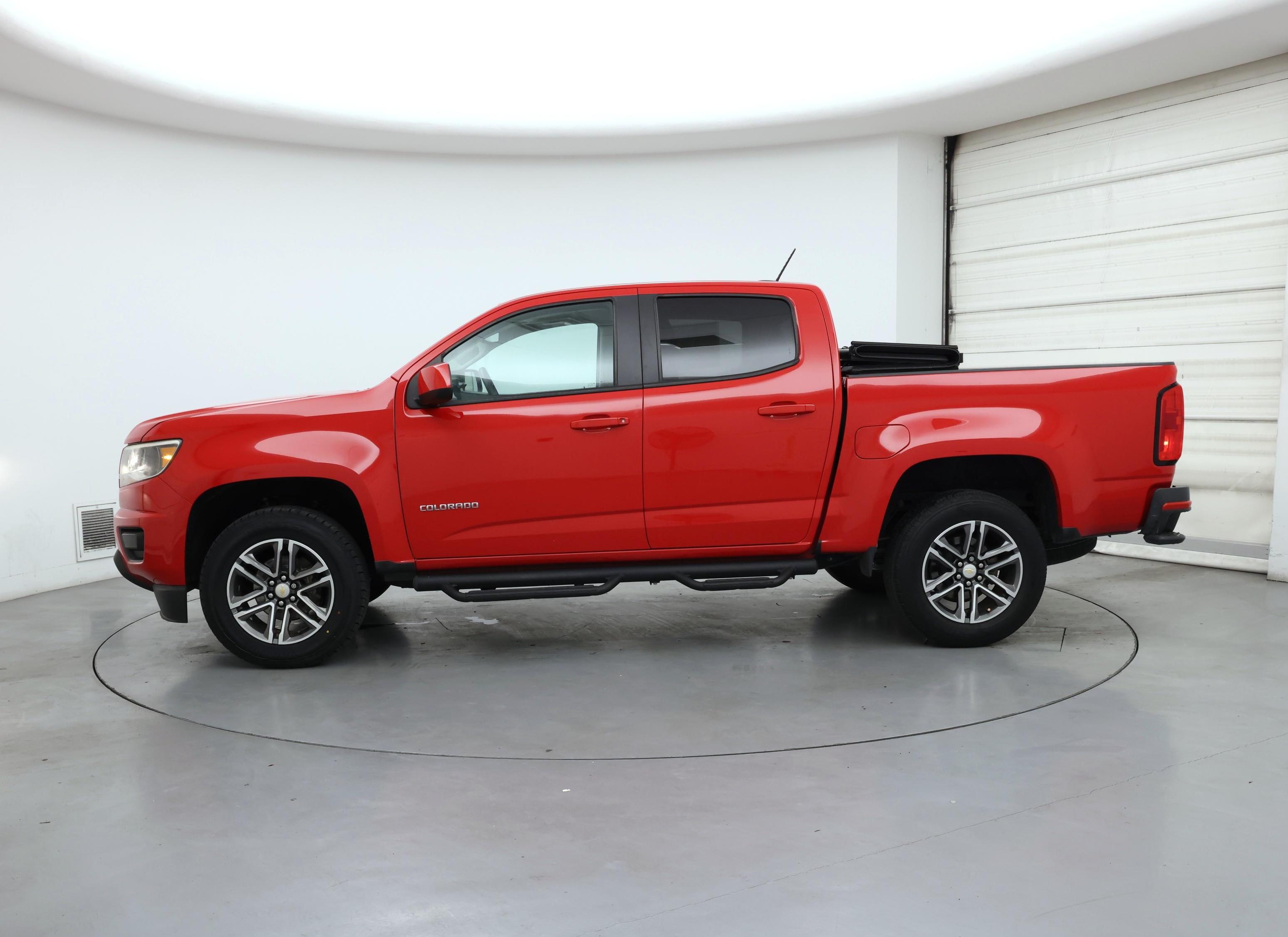Thumbnail: 2019 Chevrolet Colorado - 3