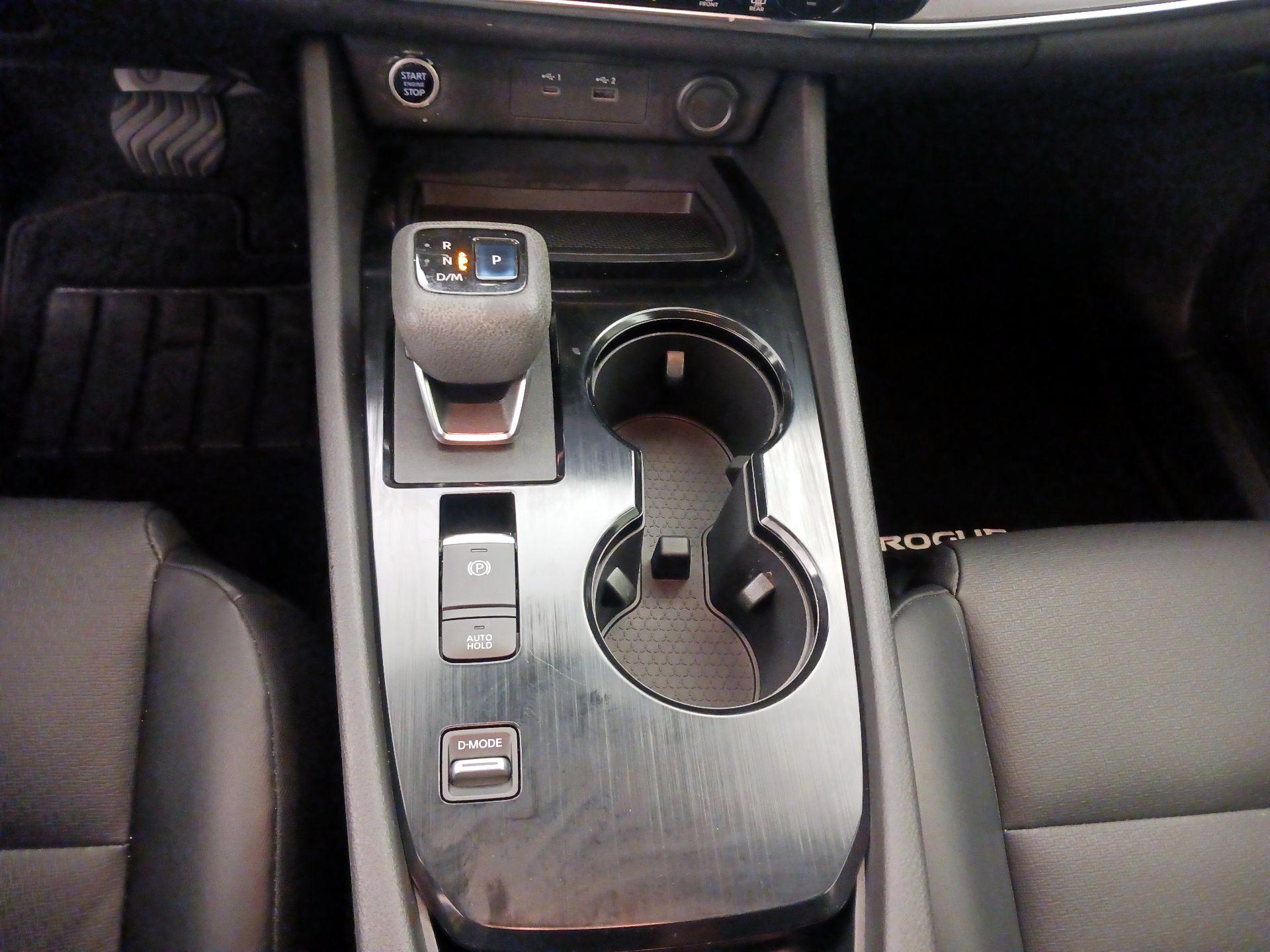 Thumbnail: 2021 Nissan Rogue - 17