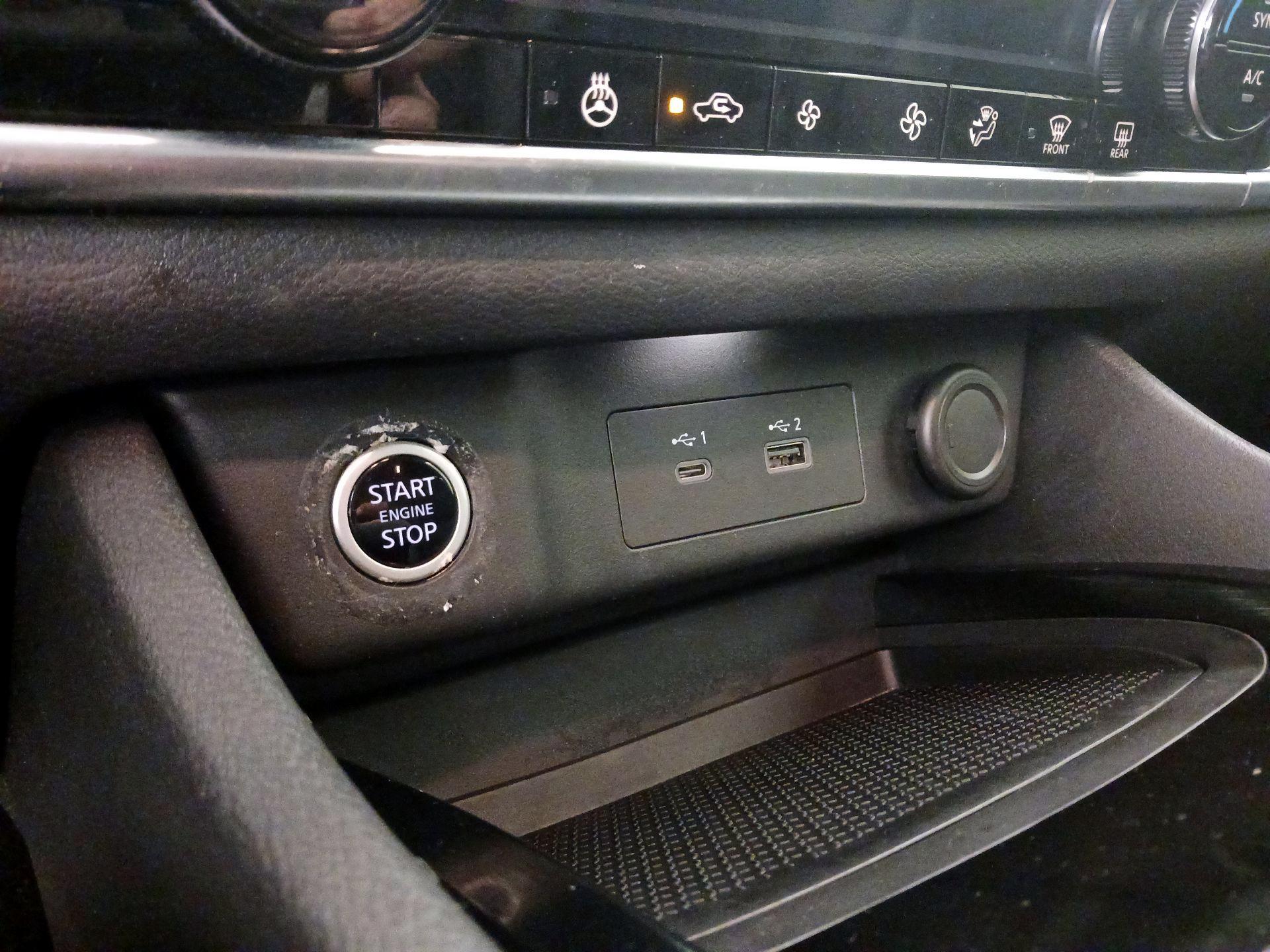 Thumbnail: 2021 Nissan Rogue - 18