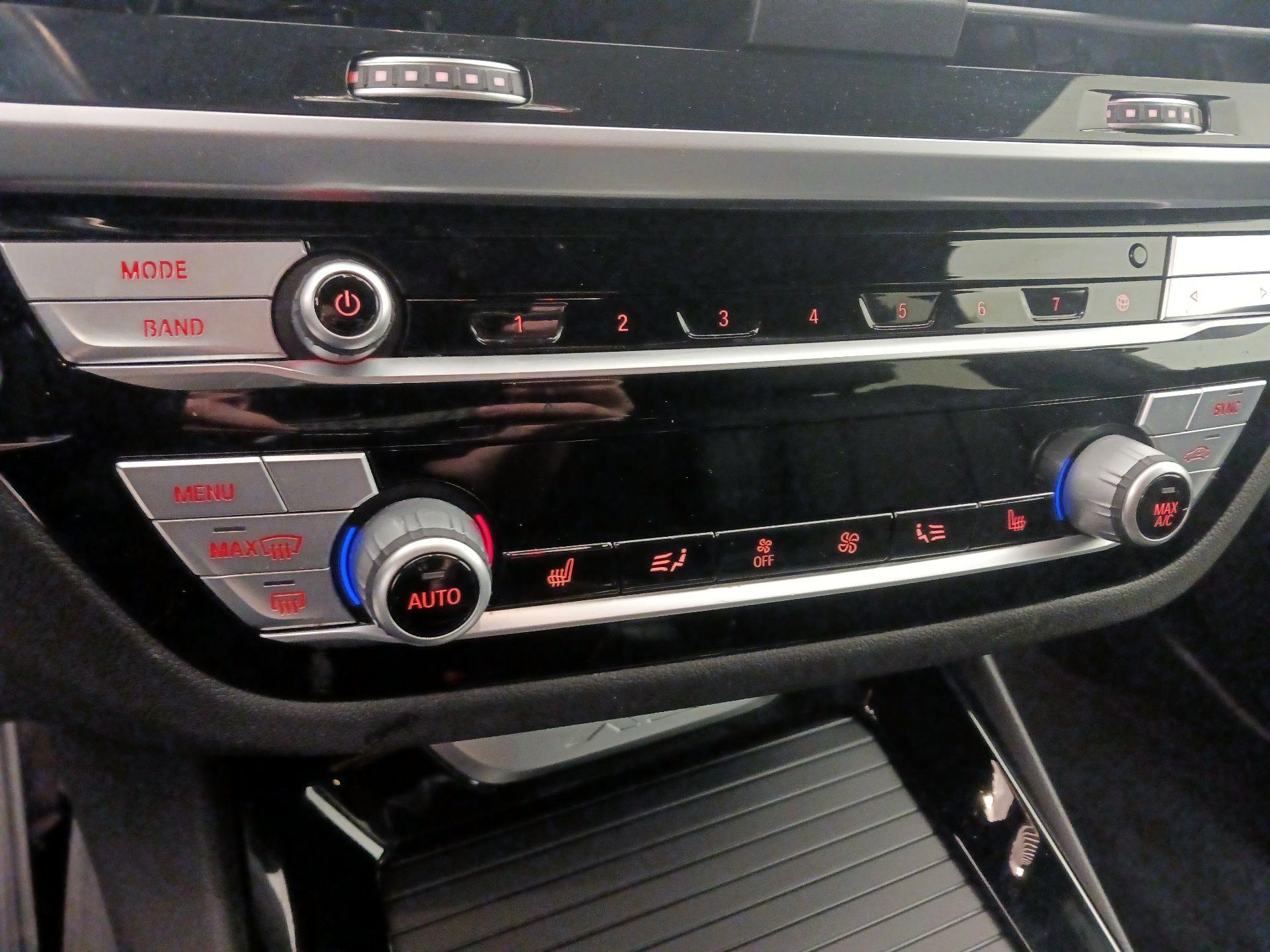 Thumbnail: 2020 BMW X3 - 17