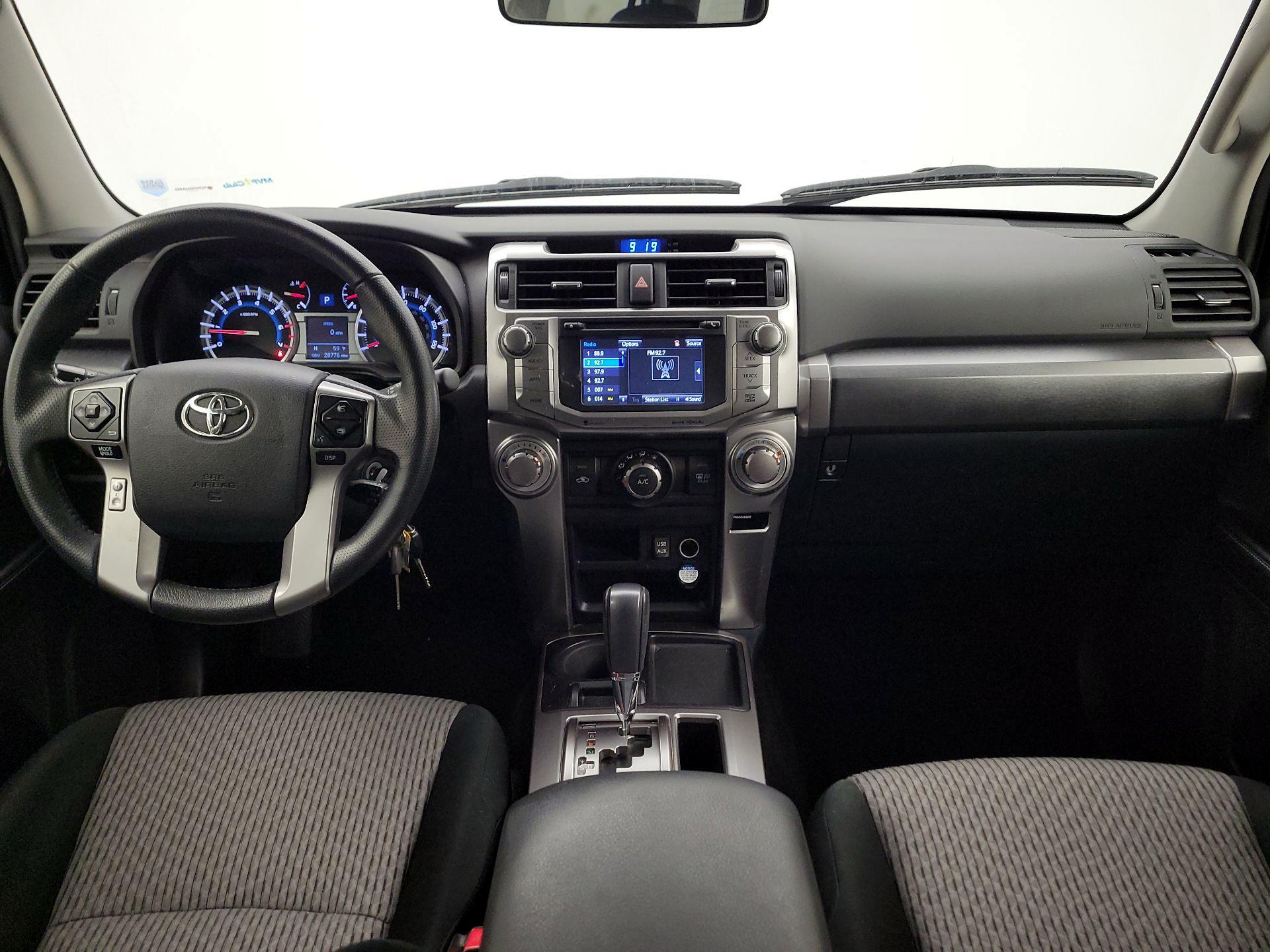 Thumbnail: 2016 Toyota 4Runner - 9