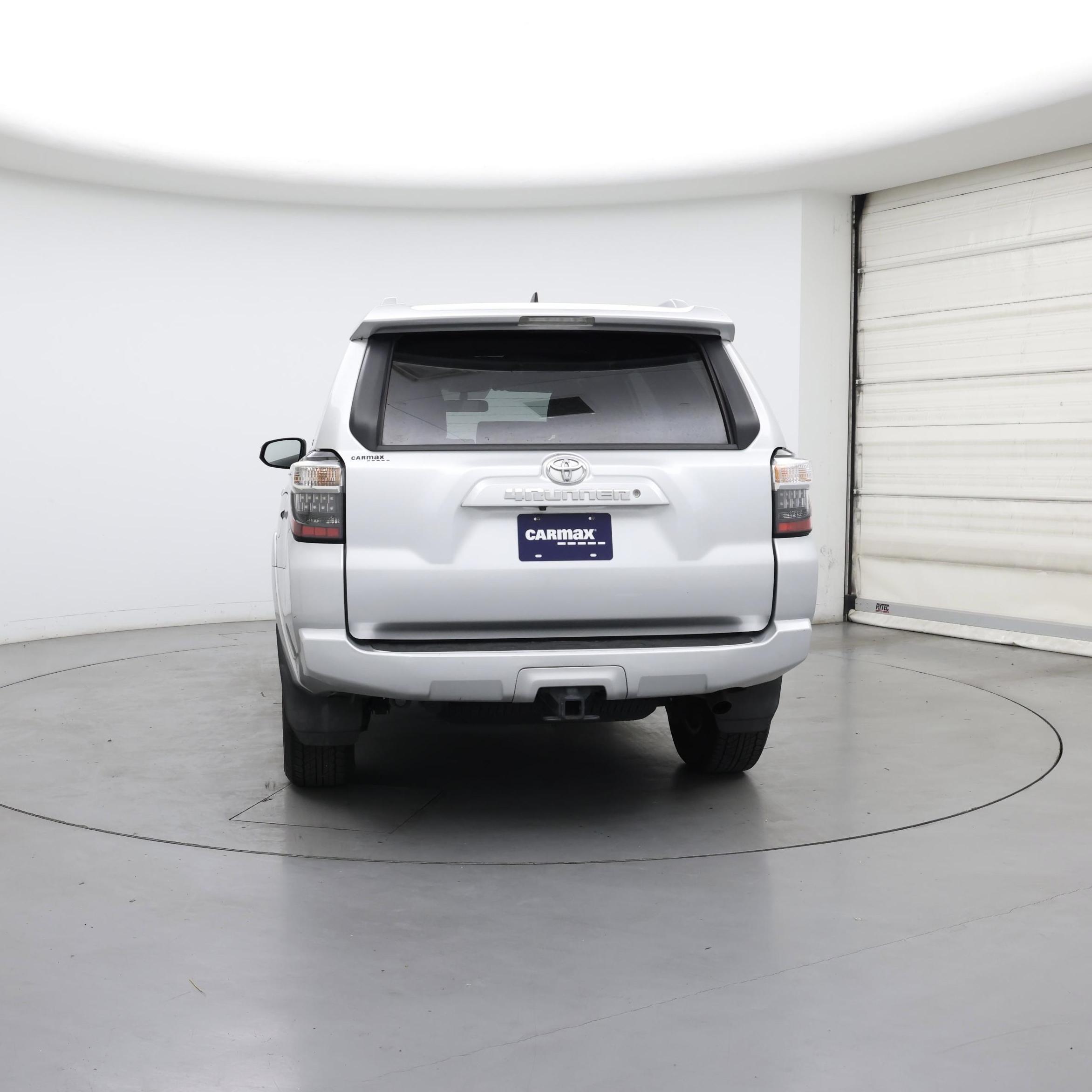 Thumbnail: 2016 Toyota 4Runner - 6