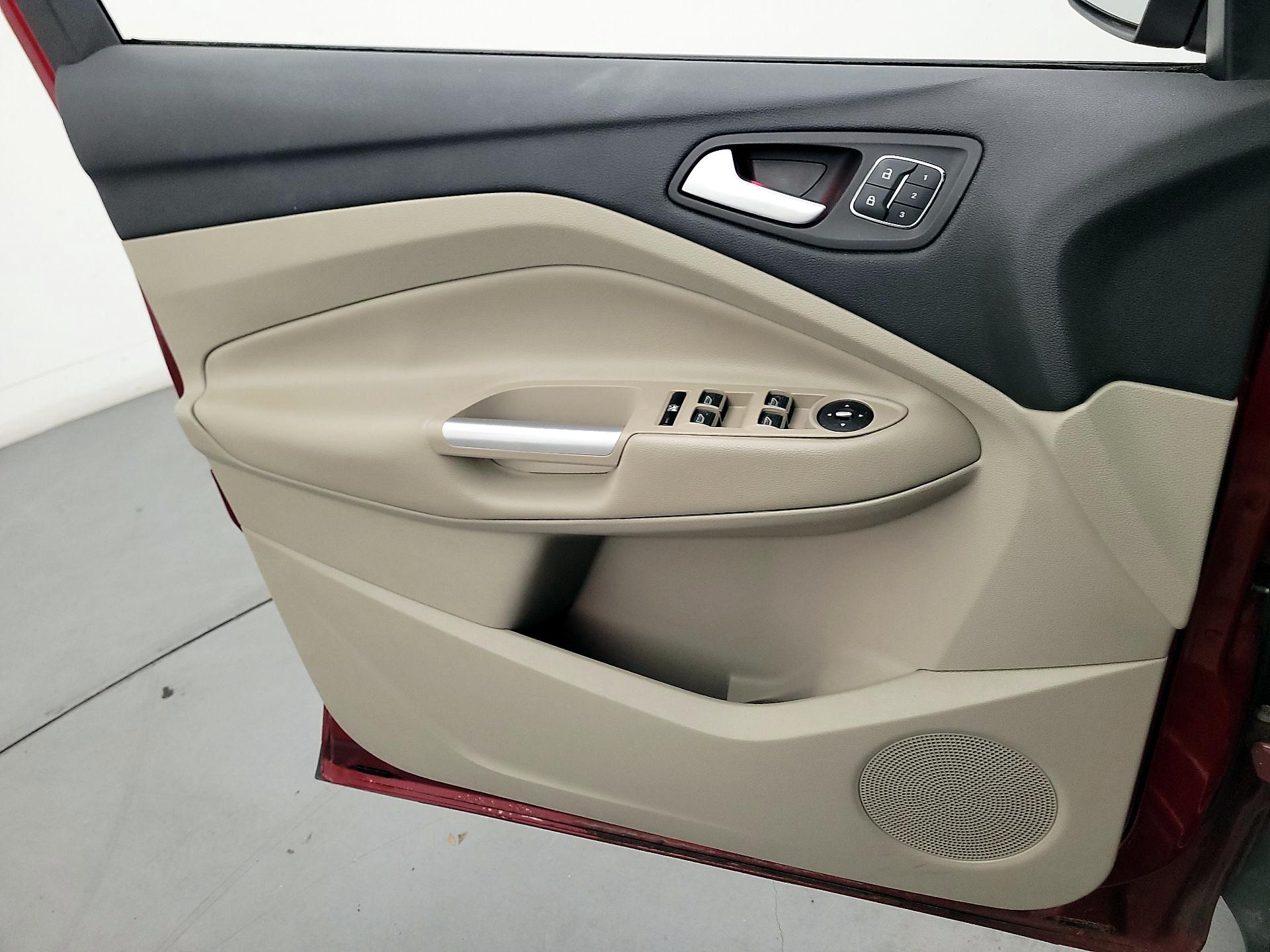 Thumbnail: 2014 Ford Escape - 12