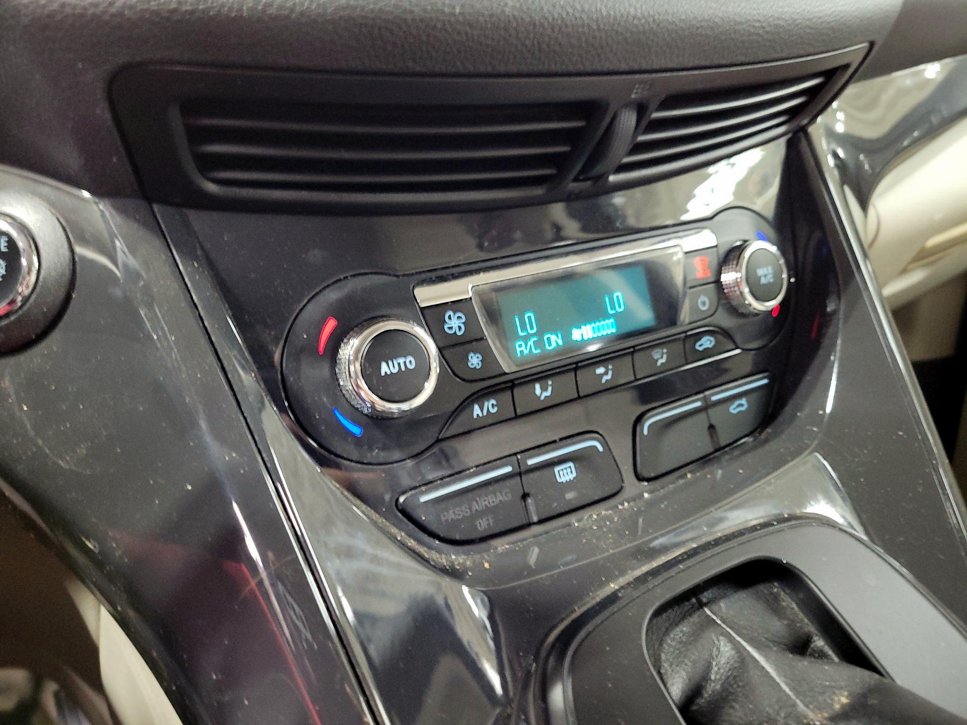 Thumbnail: 2014 Ford Escape - 16