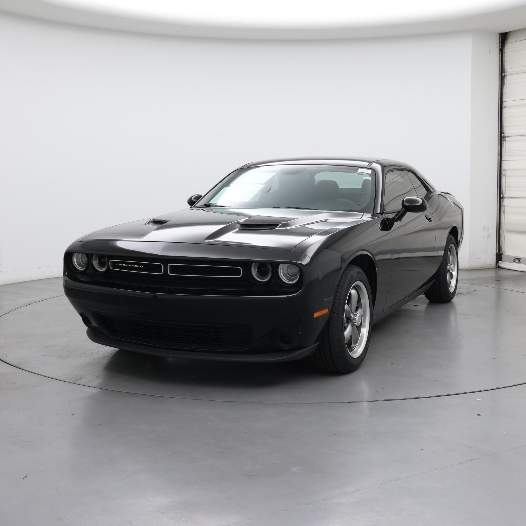 Thumbnail: 2019 Dodge Challenger - 4