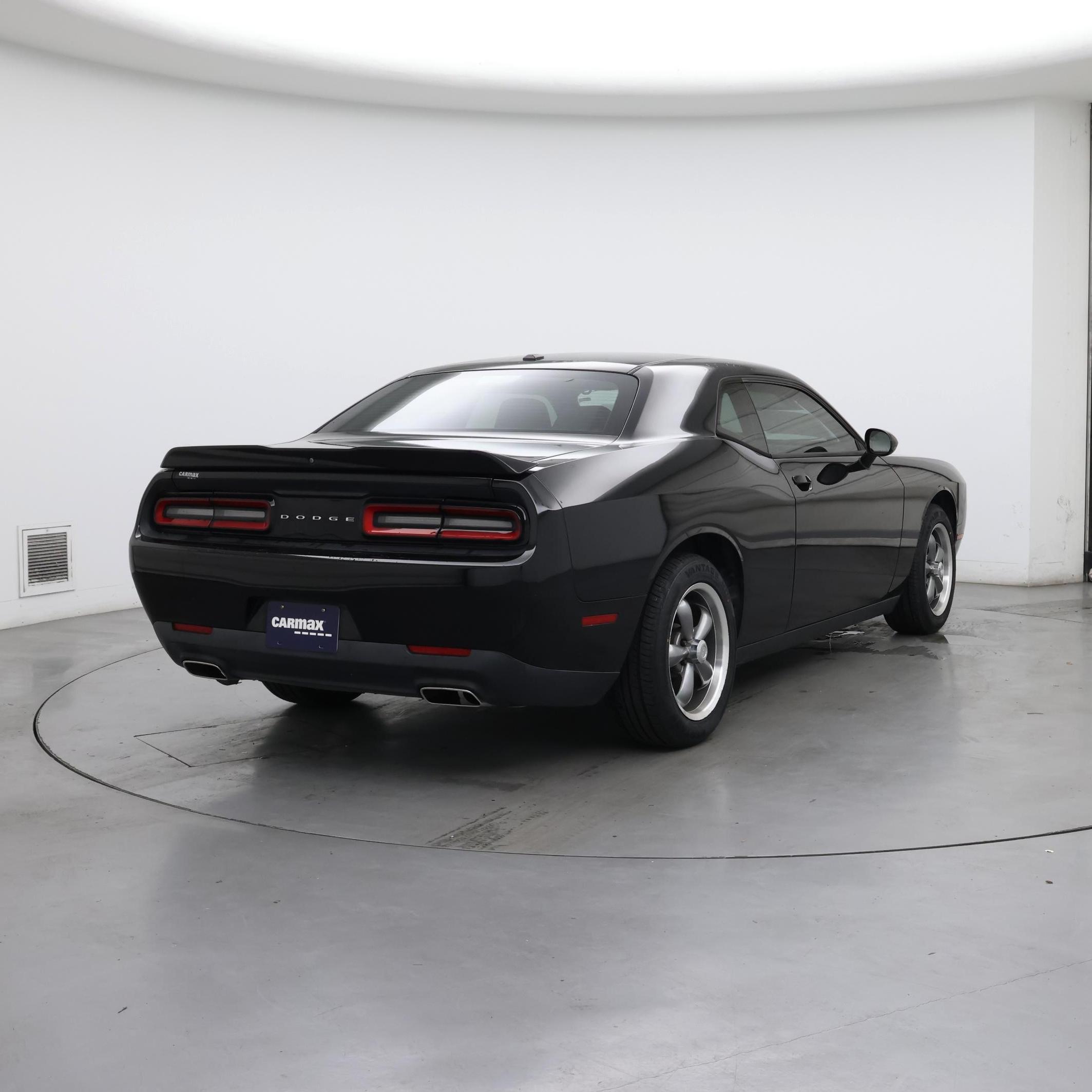 Thumbnail: 2019 Dodge Challenger - 8