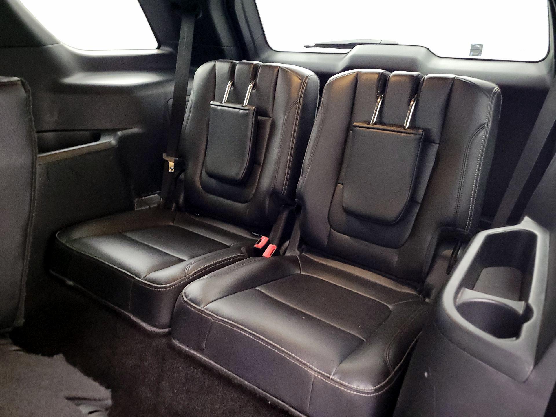 Thumbnail: 2016 Ford Explorer - 20