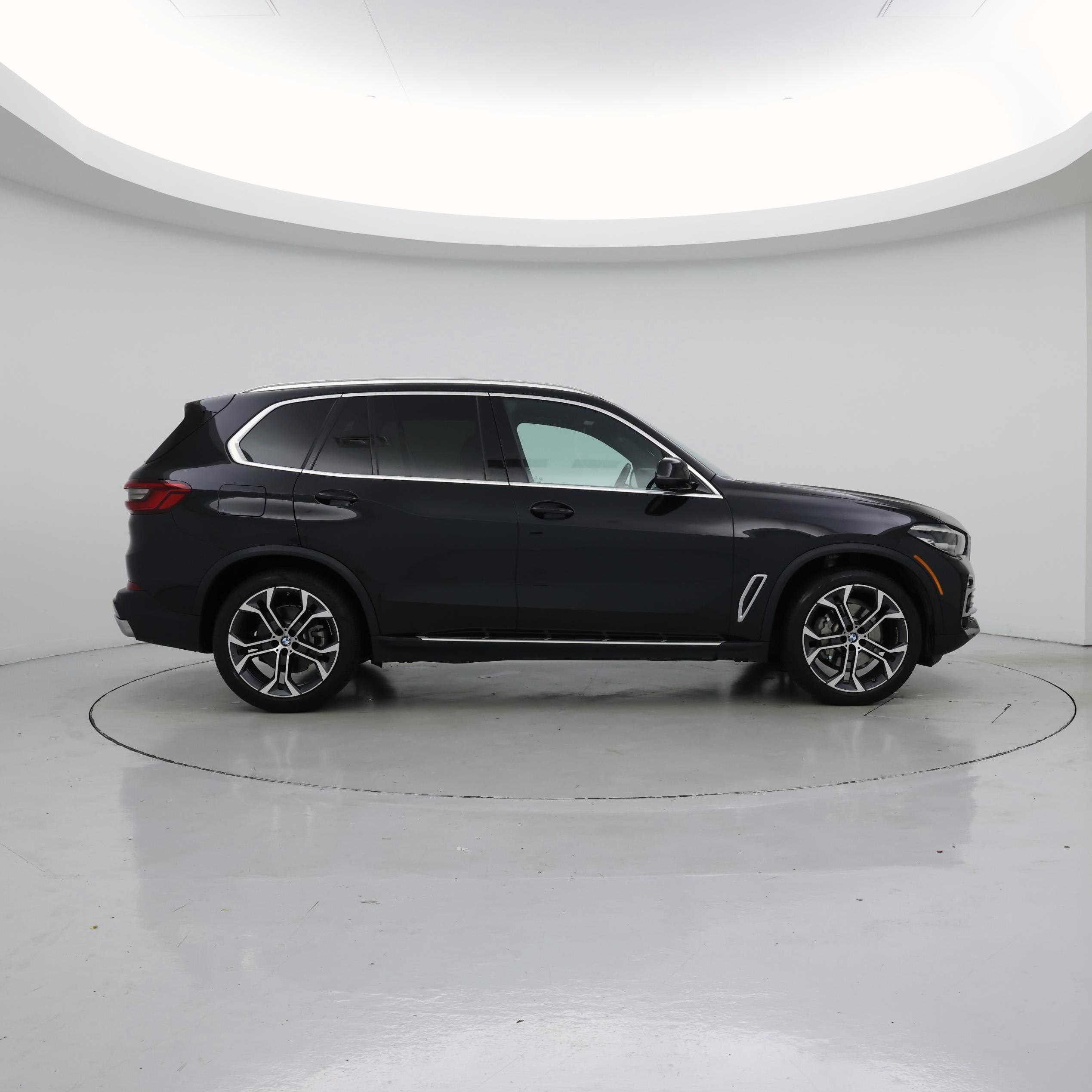 Thumbnail: 2020 BMW X5 - 7