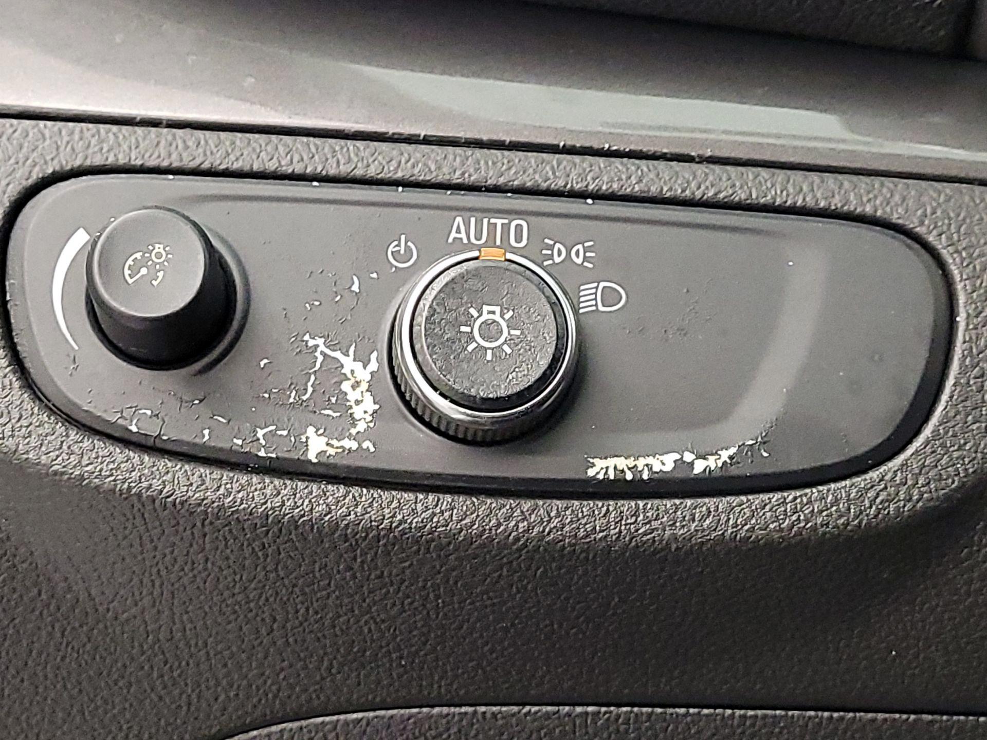 Thumbnail: 2017 Buick Encore - 13