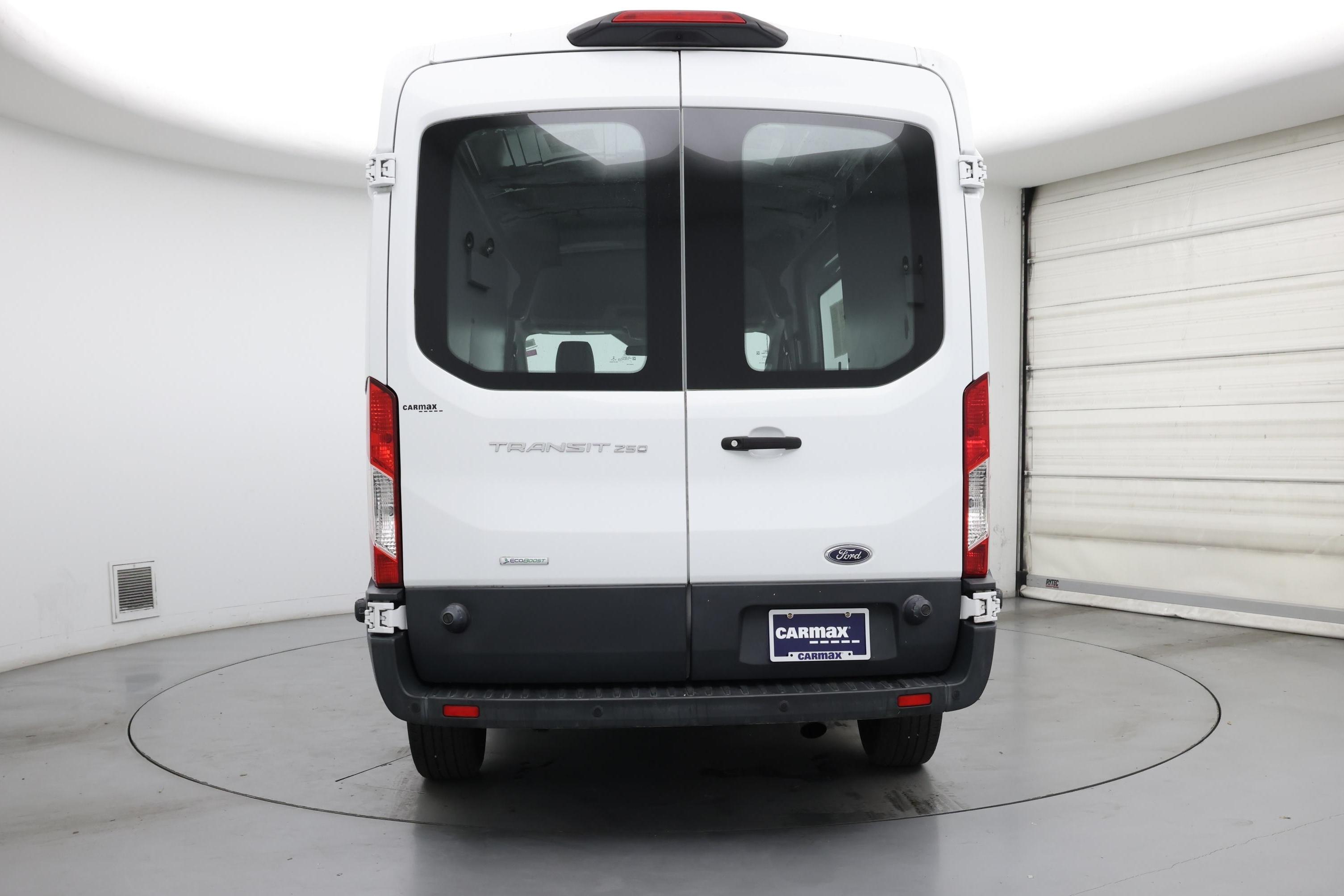 Thumbnail: 2018 Ford Transit Series - 6