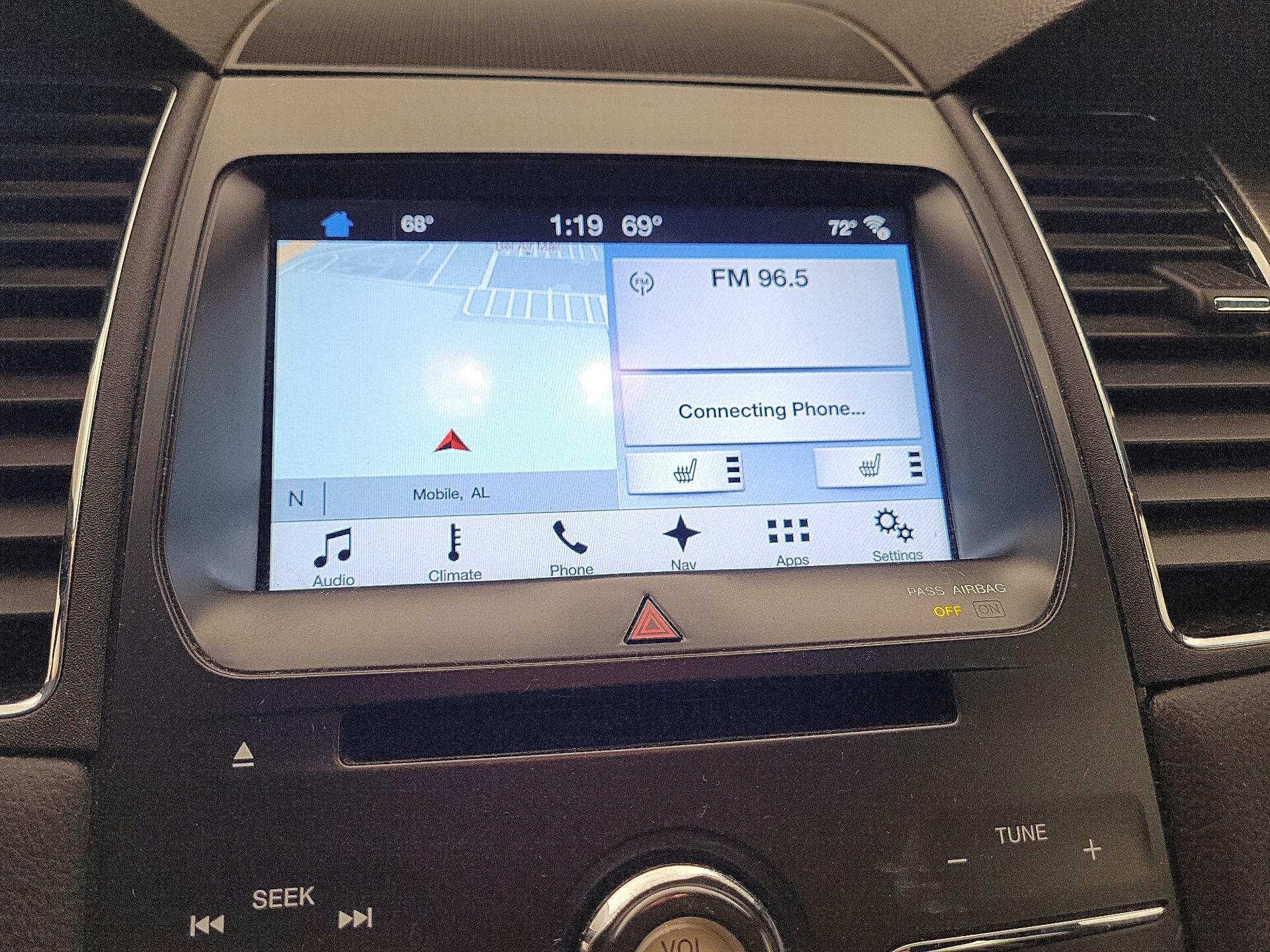 Thumbnail: 2017 Ford Taurus - 15