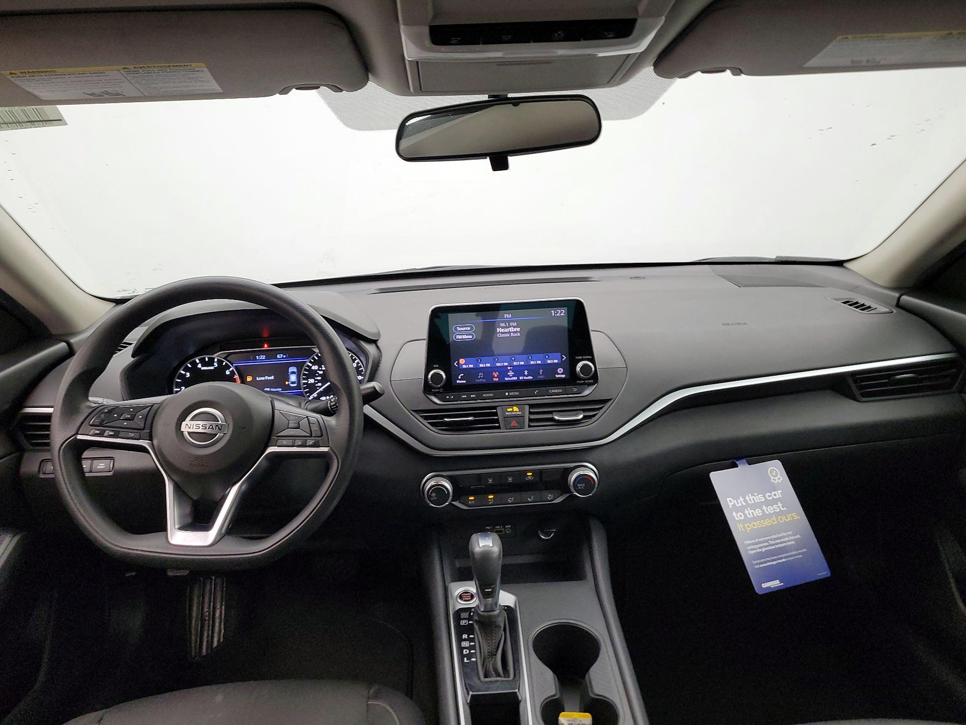 Thumbnail: 2020 Nissan Altima - 9