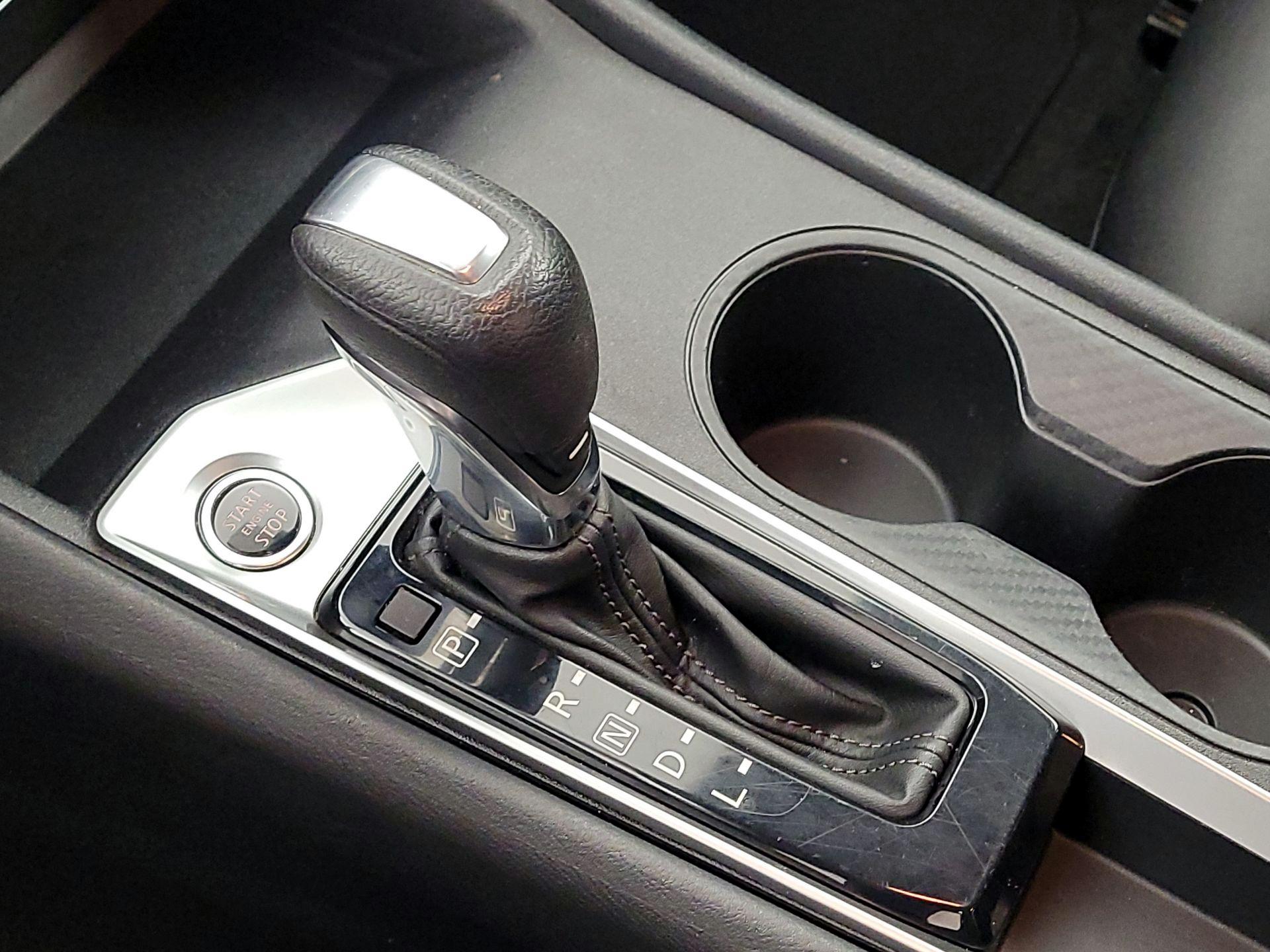 Thumbnail: 2020 Nissan Altima - 17