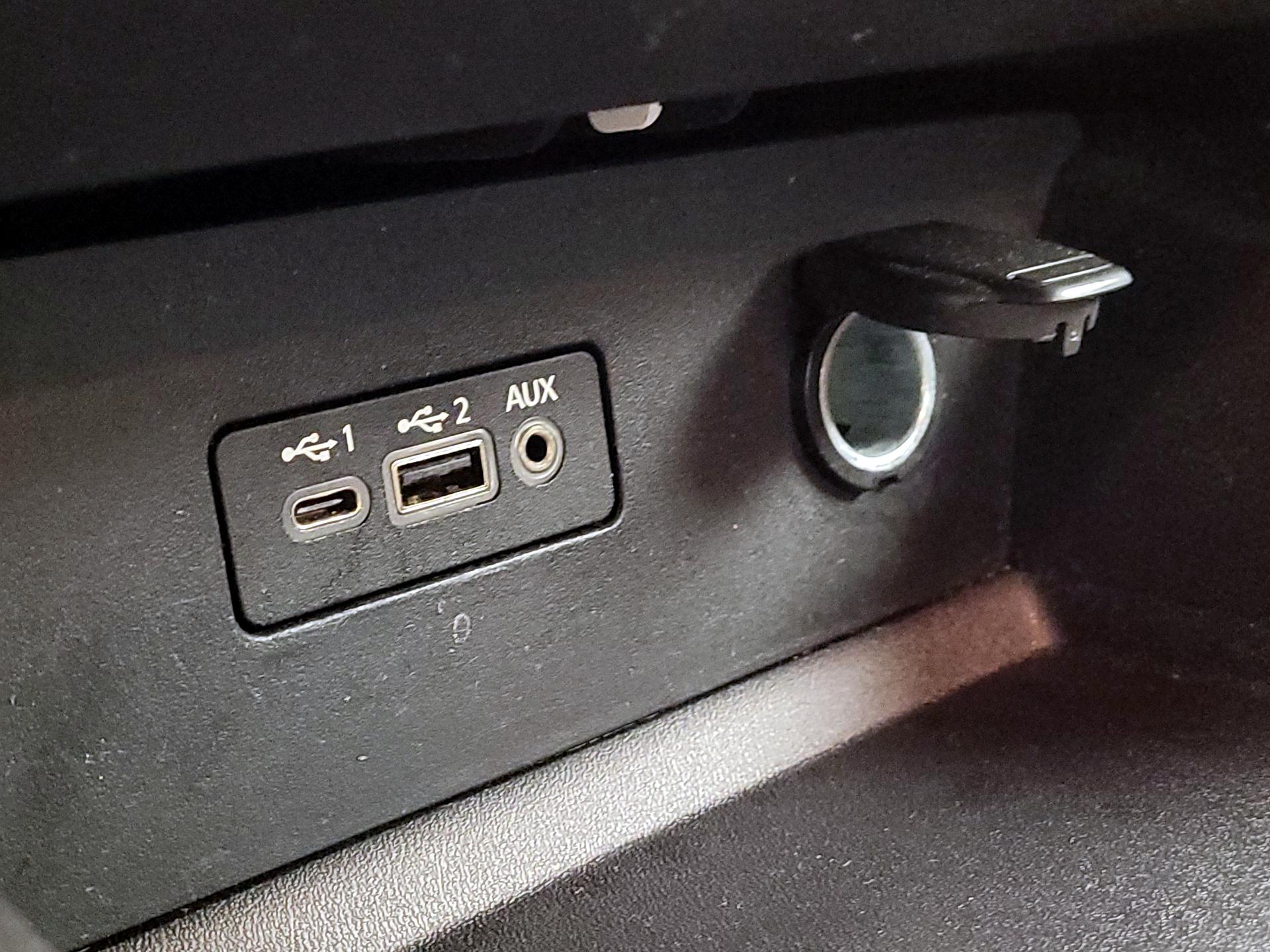 Thumbnail: 2020 Nissan Altima - 18