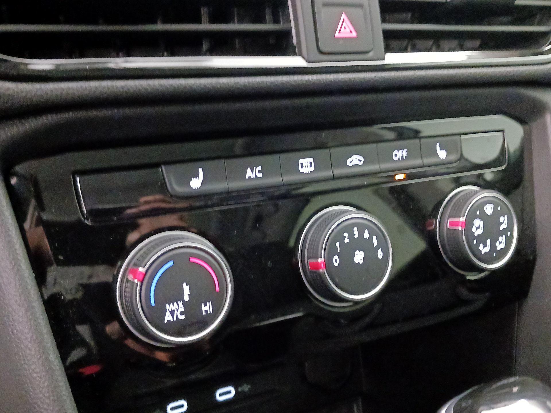 Thumbnail: 2023 Volkswagen Taos - 16