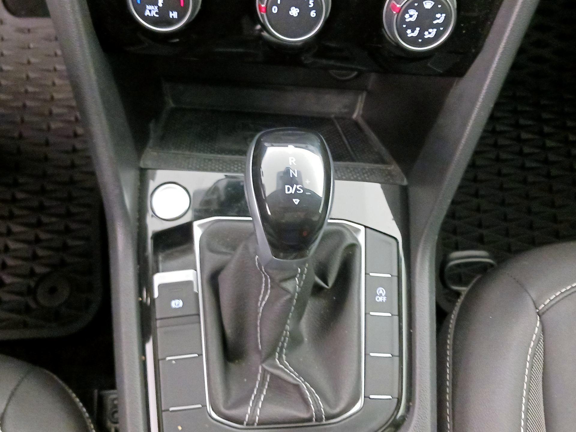 Thumbnail: 2023 Volkswagen Taos - 17