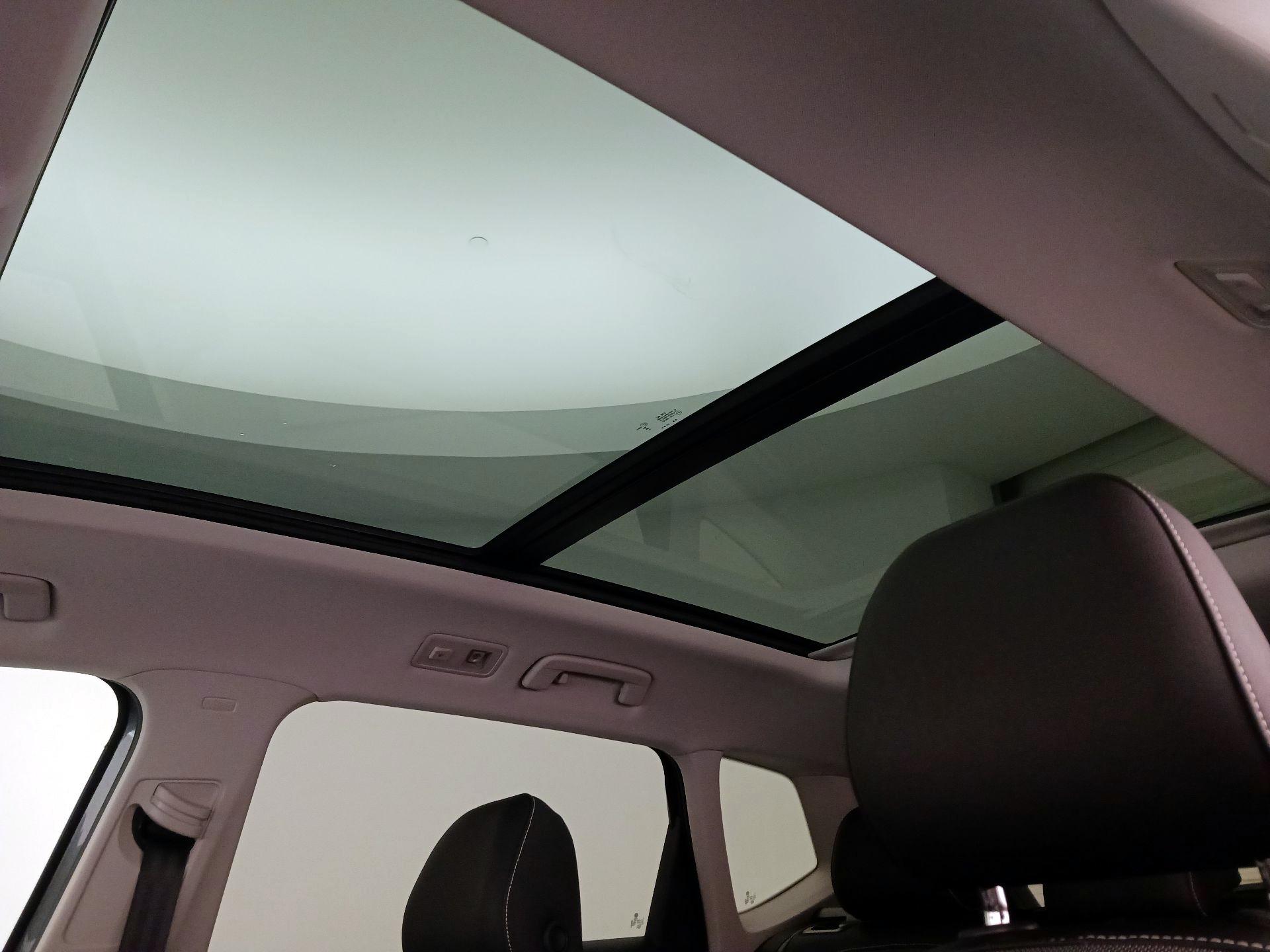 Thumbnail: 2023 Volkswagen Taos - 19