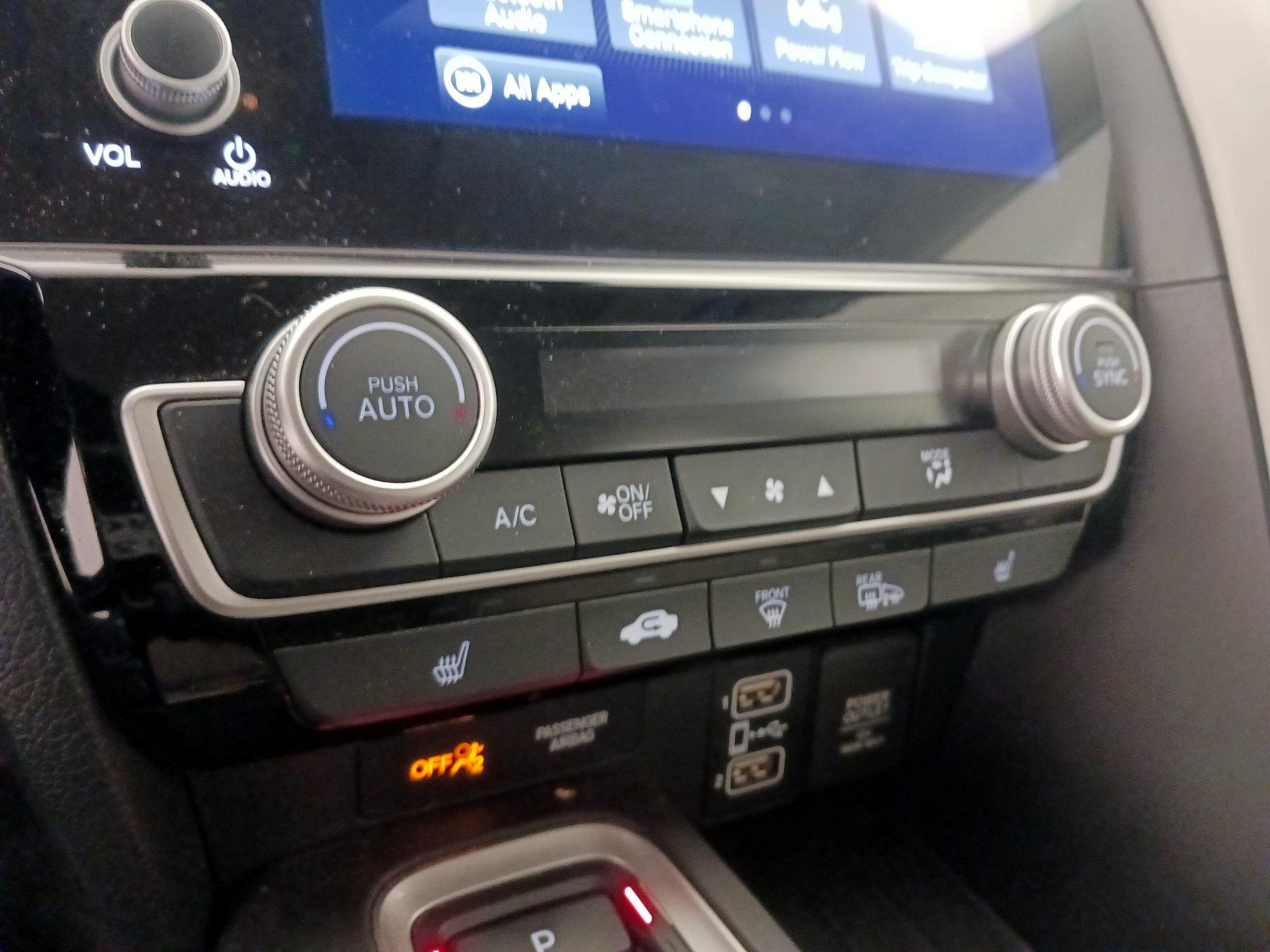 Thumbnail: 2021 Honda Insight - 17