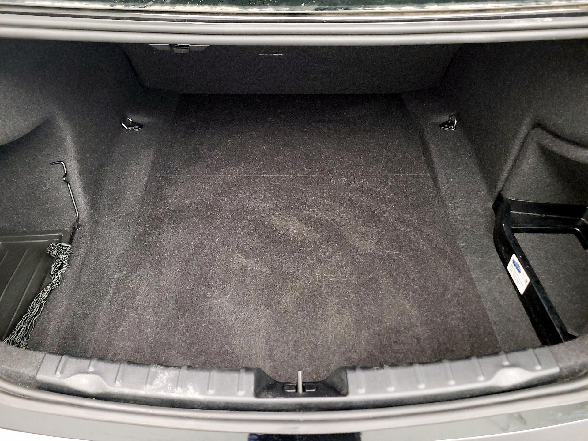 Thumbnail: 2018 BMW 3 Series - 20