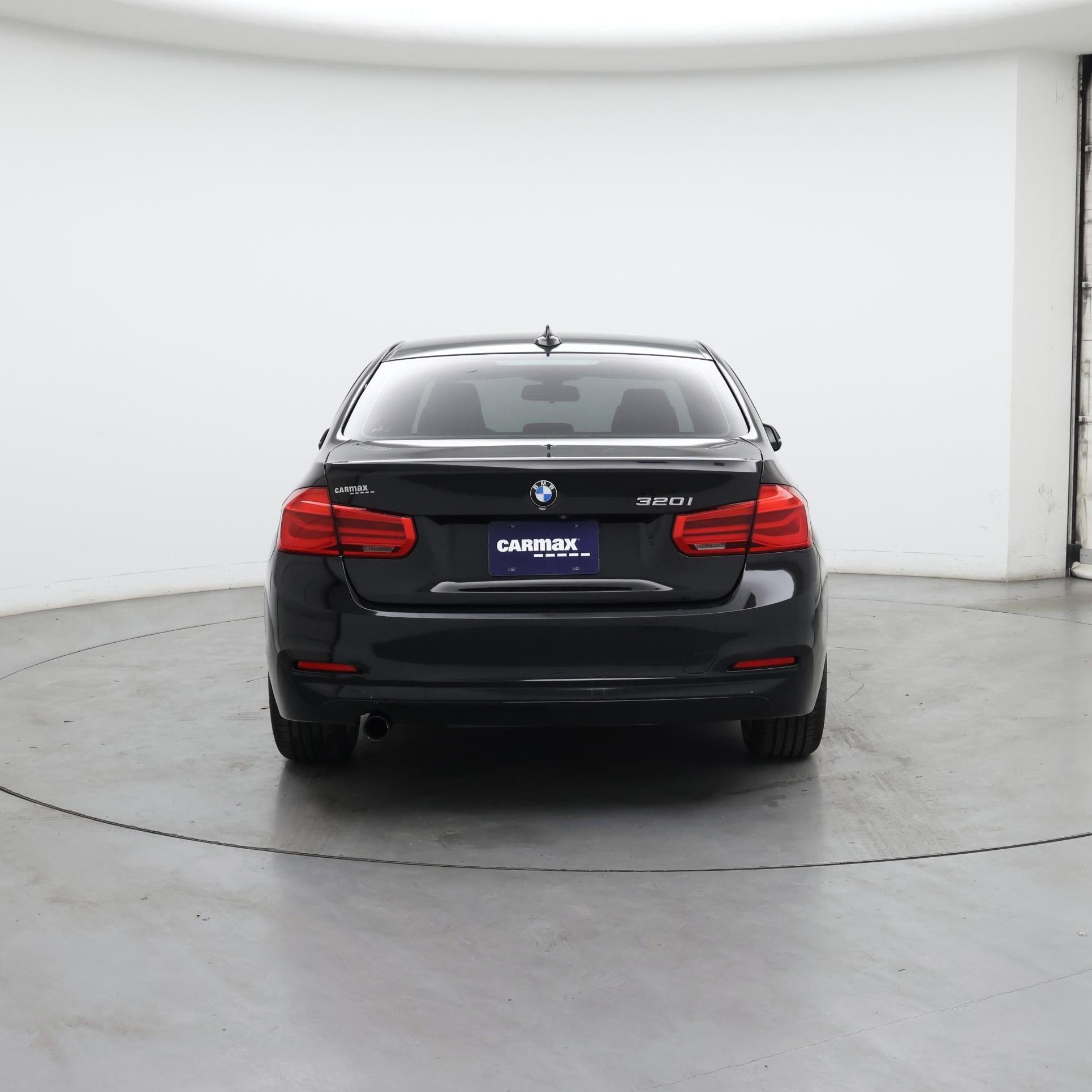 Thumbnail: 2018 BMW 3 Series - 6