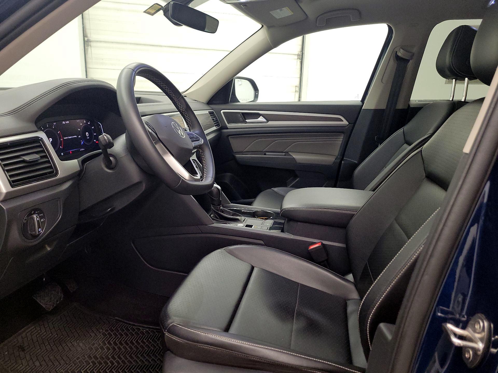 Thumbnail: 2022 Volkswagen Atlas - 11