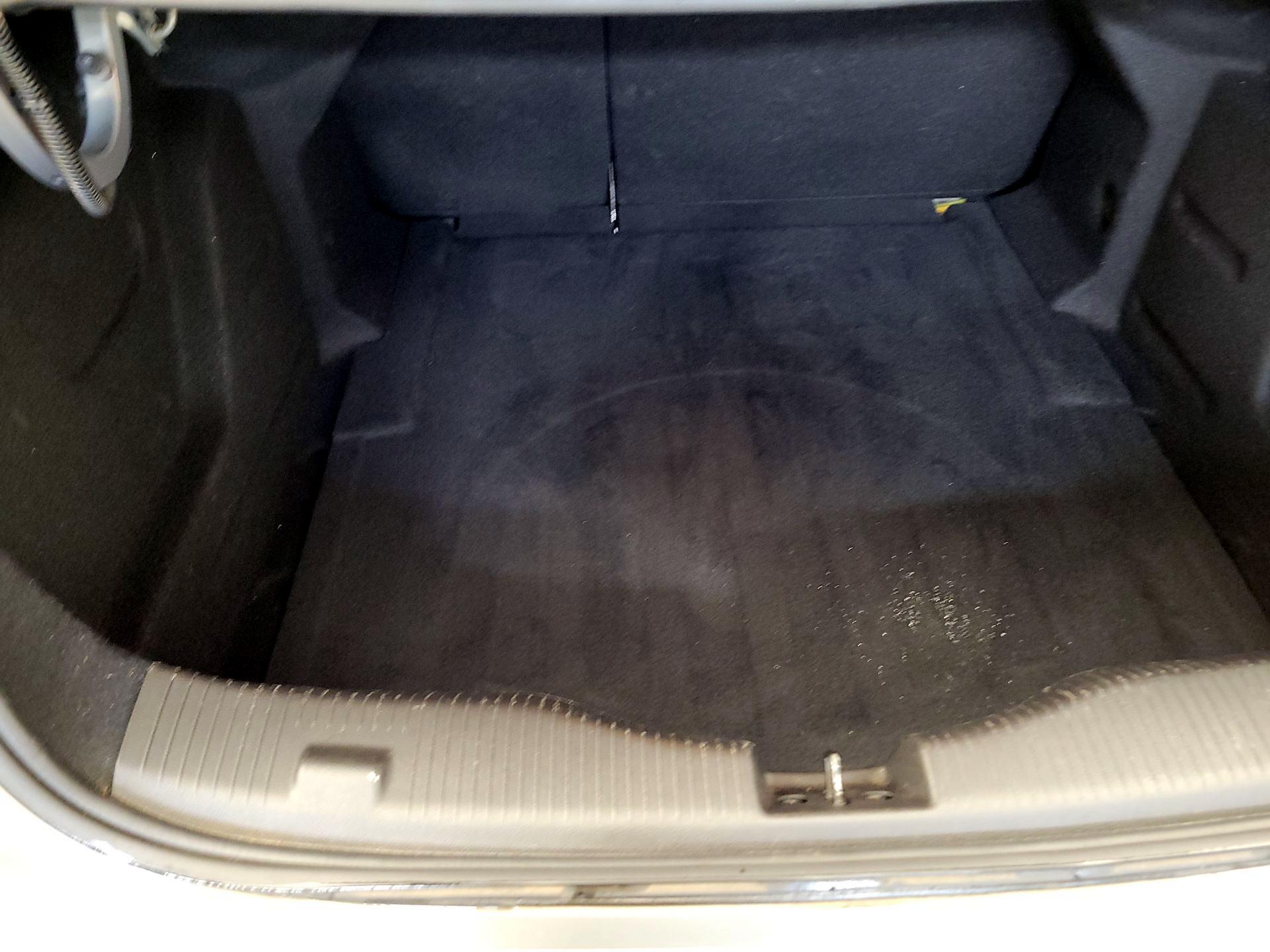 Thumbnail: 2017 Chevrolet Cruze - 16