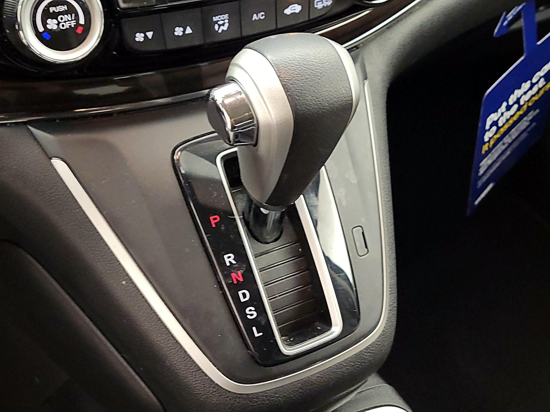 Thumbnail: 2016 Honda CR-V - 17