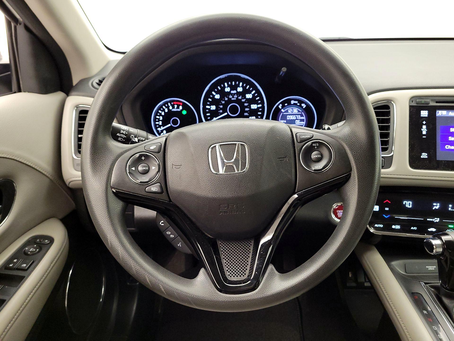 Thumbnail: 2016 Honda HR-V - 10