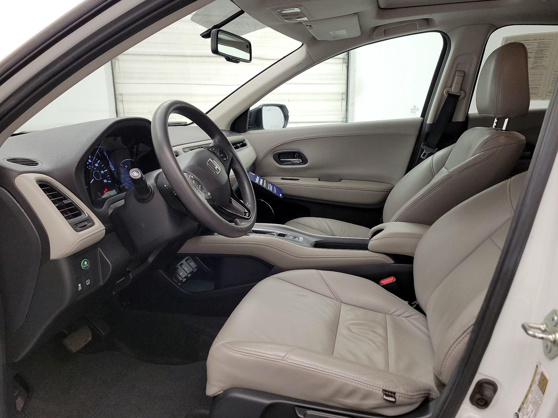 Thumbnail: 2016 Honda HR-V - 11