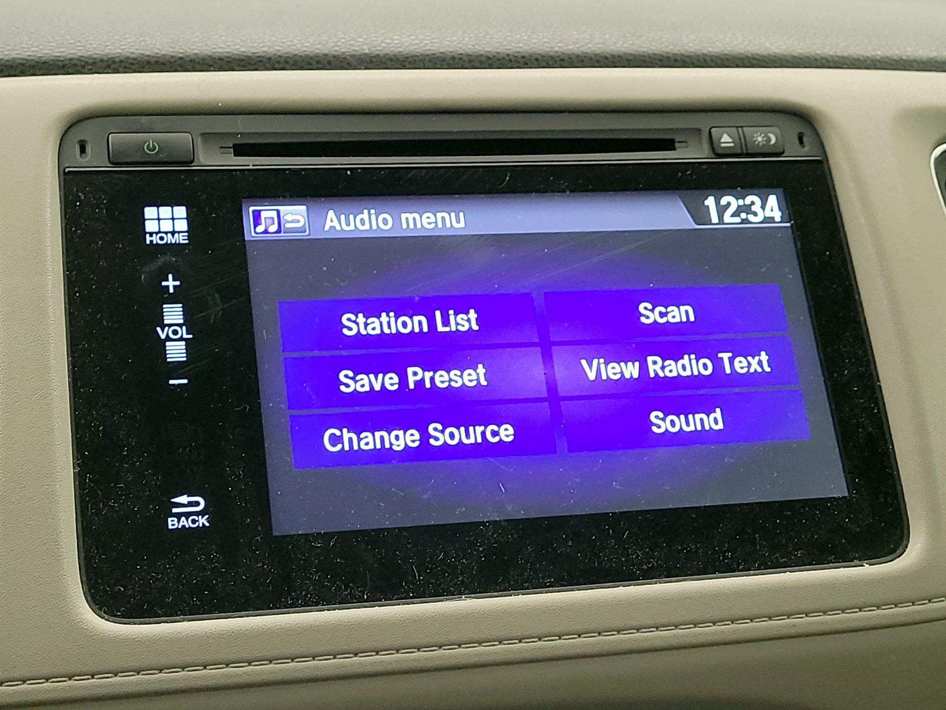 Thumbnail: 2016 Honda HR-V - 15