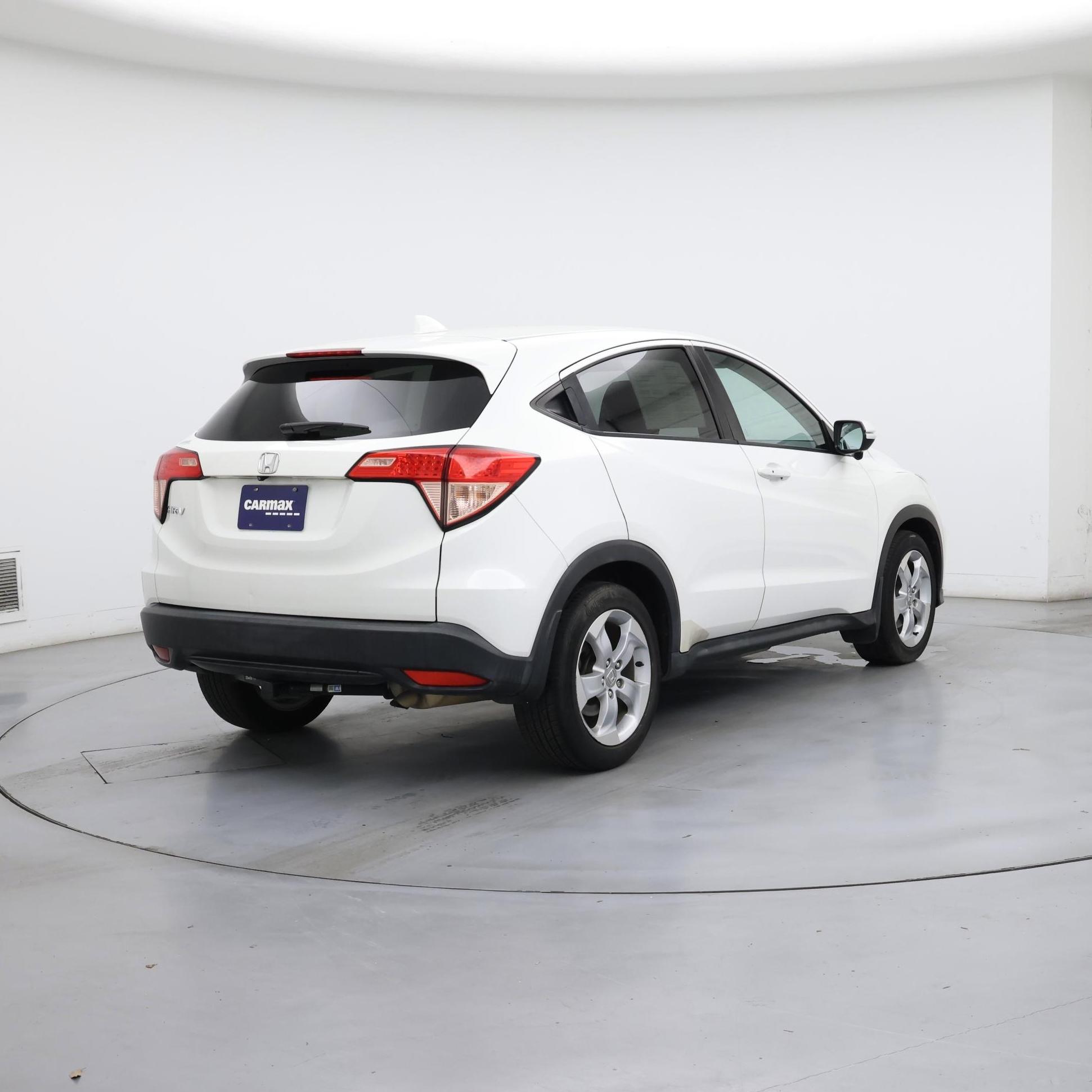 Thumbnail: 2016 Honda HR-V - 8