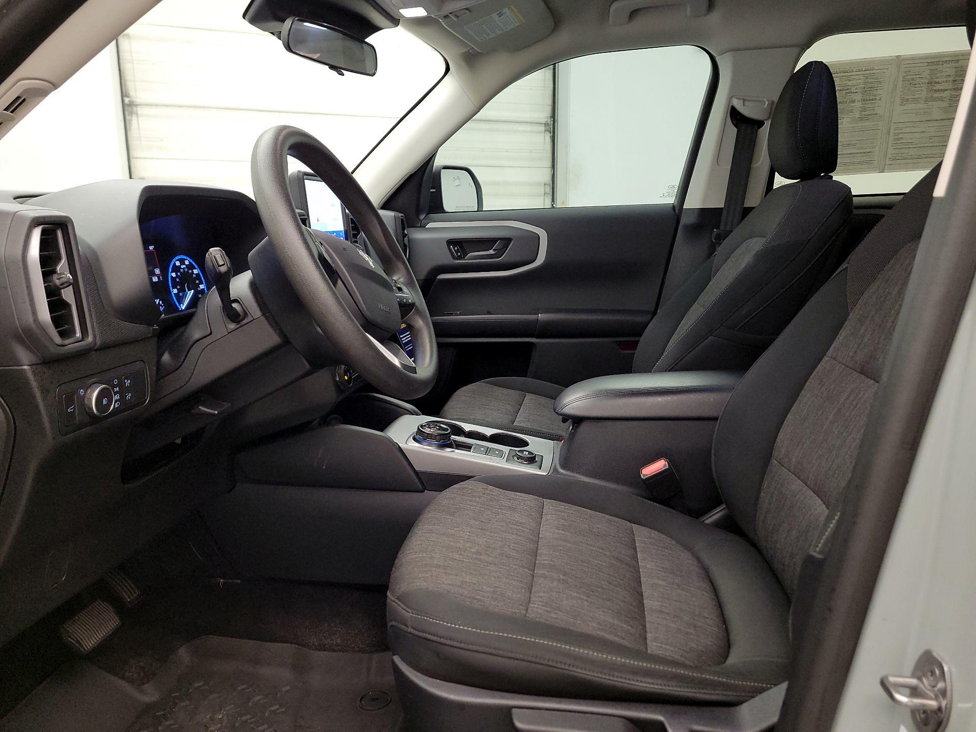 Thumbnail: 2021 Ford Bronco Sport - 11