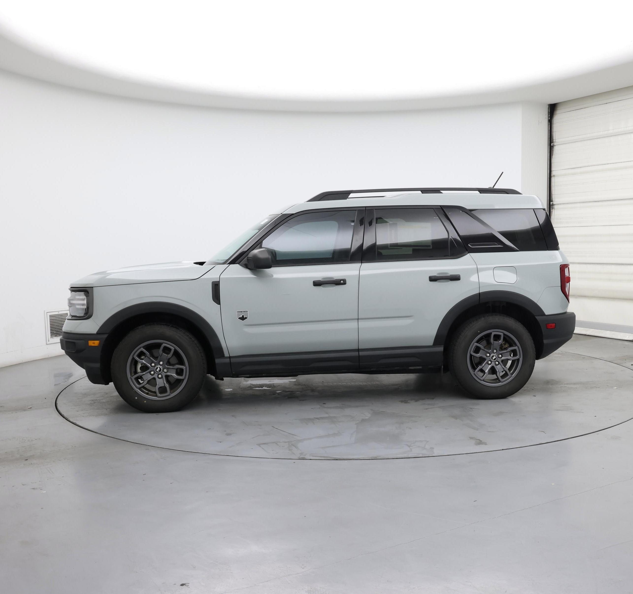 Thumbnail: 2021 Ford Bronco Sport - 3