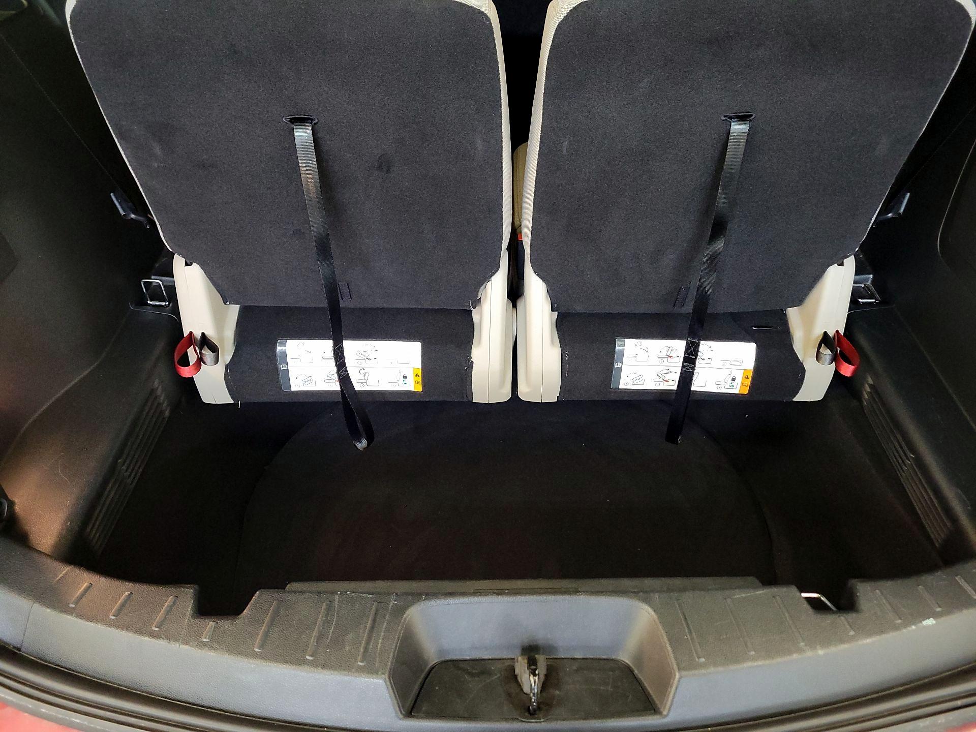 Thumbnail: 2019 Ford Explorer - 16